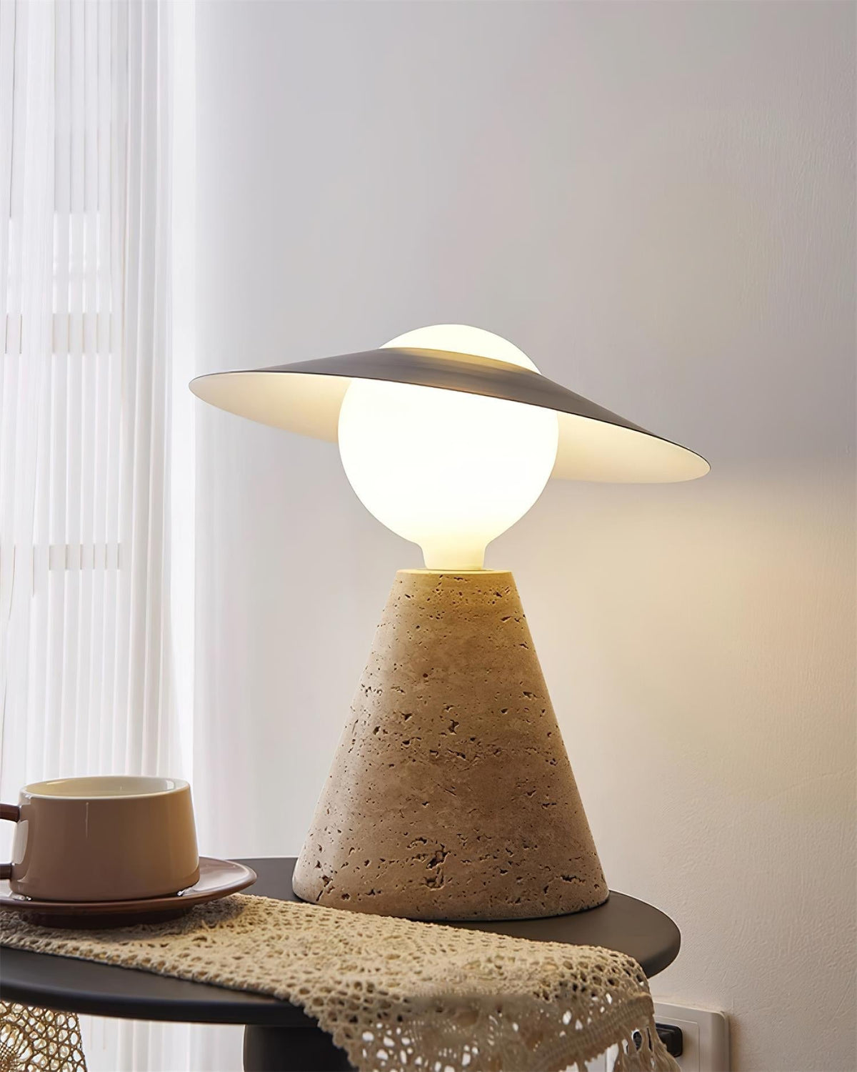 Elaalise bordslampa