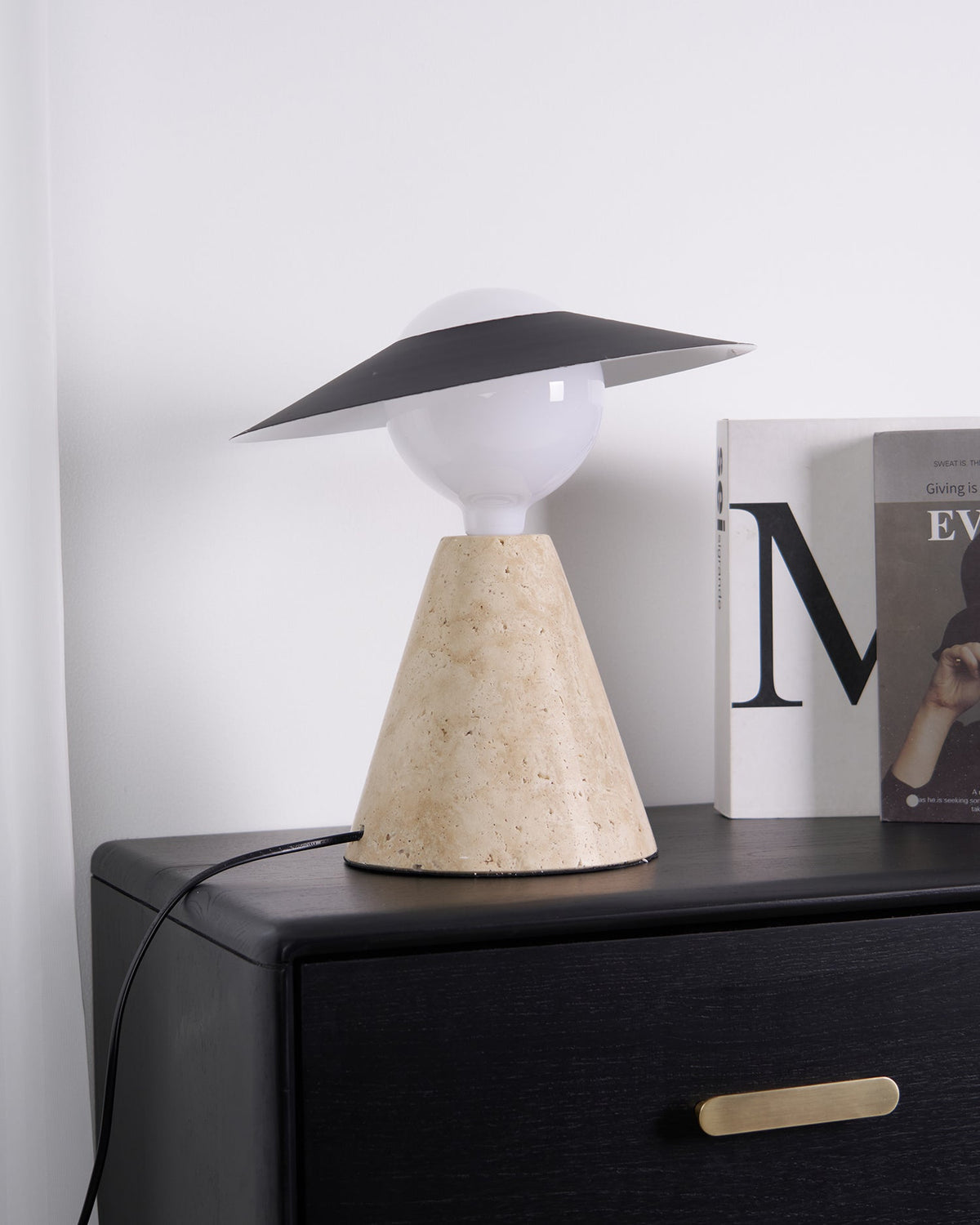 Elaalise bordslampa