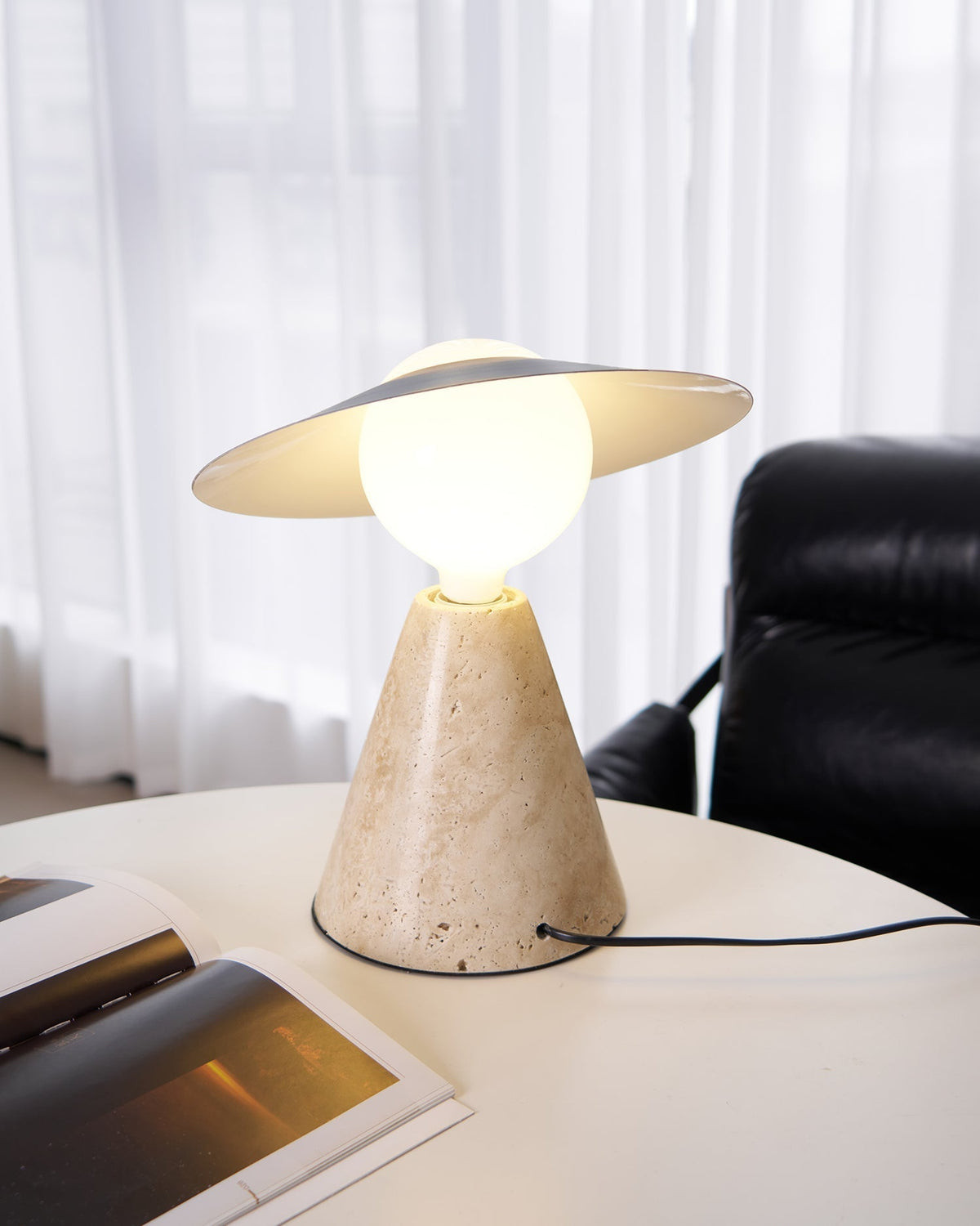 Elaalise bordslampa