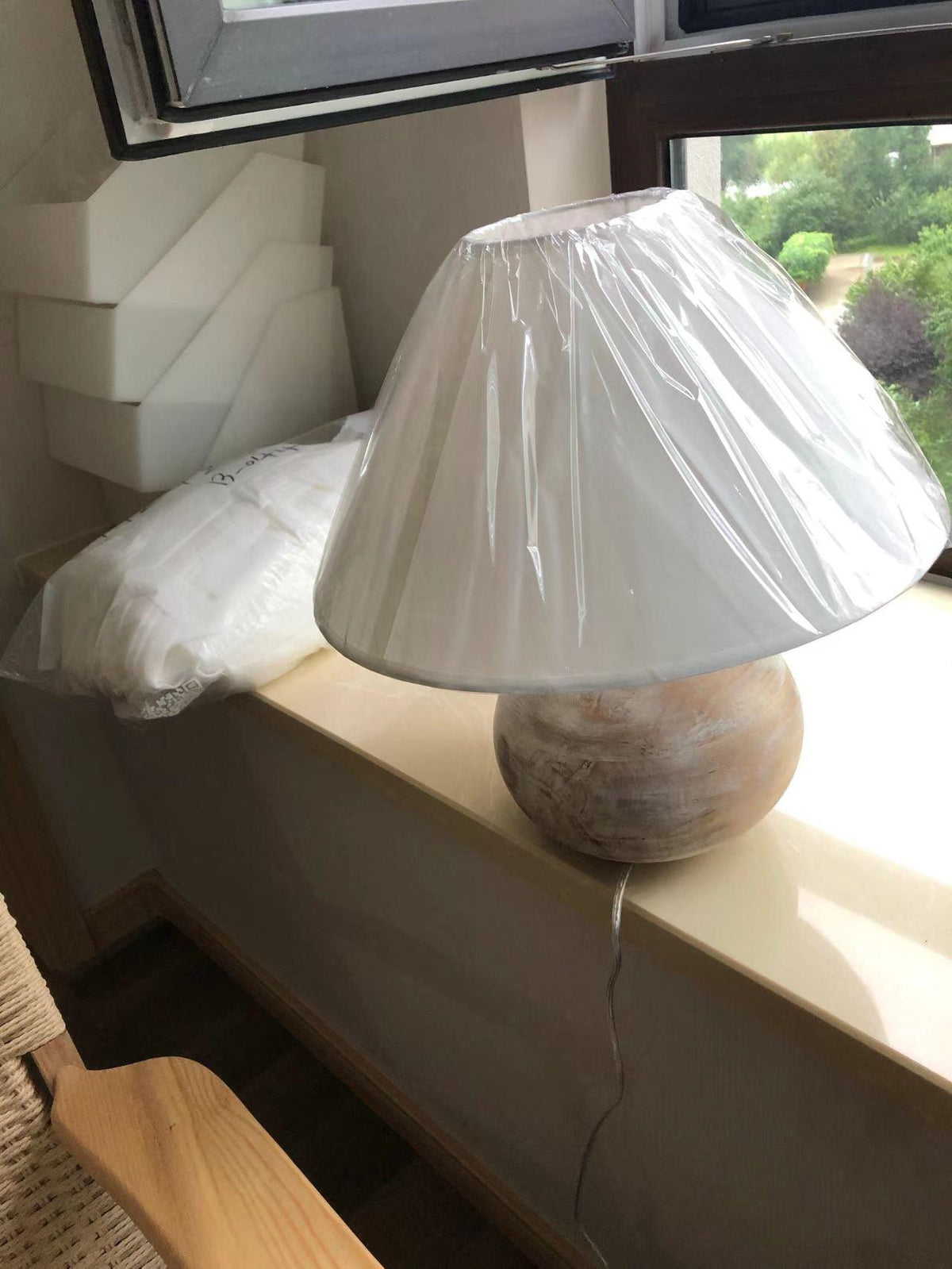 Domino minimalistisk bordlampe i træ