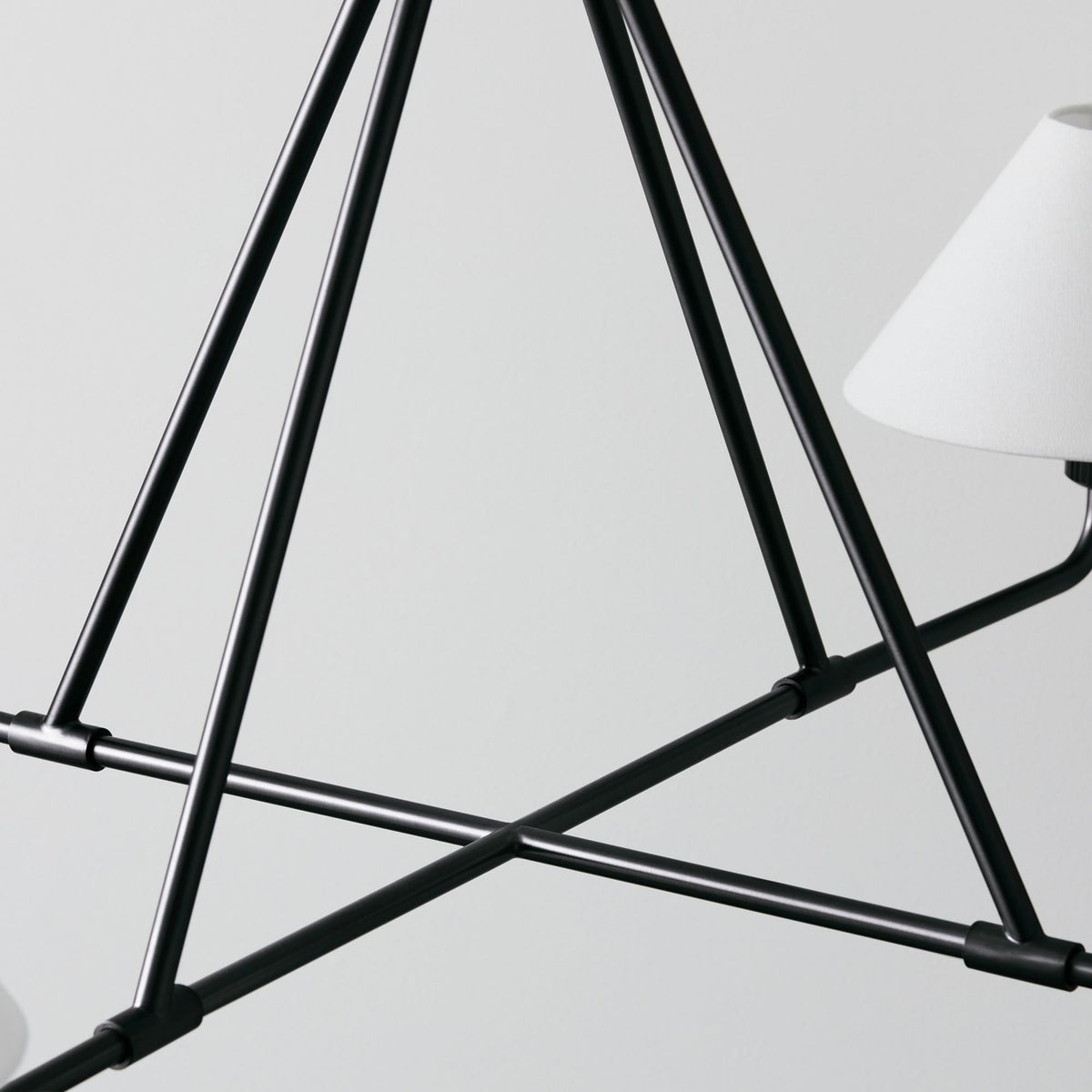Candelabro de vaso com cúpula cónica, minimalista