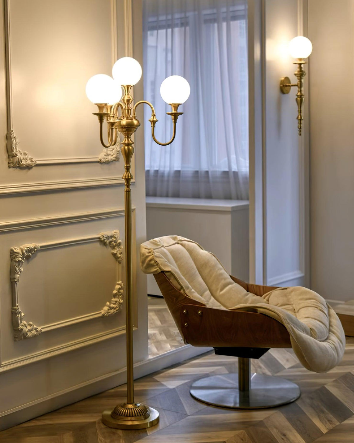 Selorielle Floor Lamp
