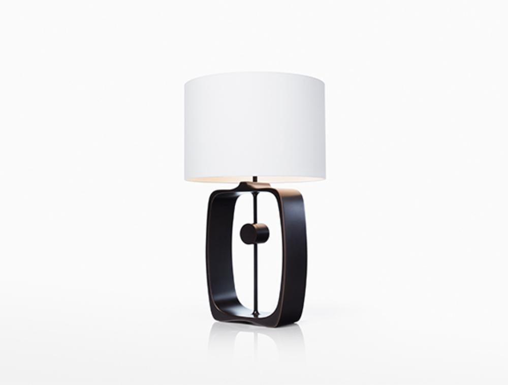 Frank moderne bordlampe