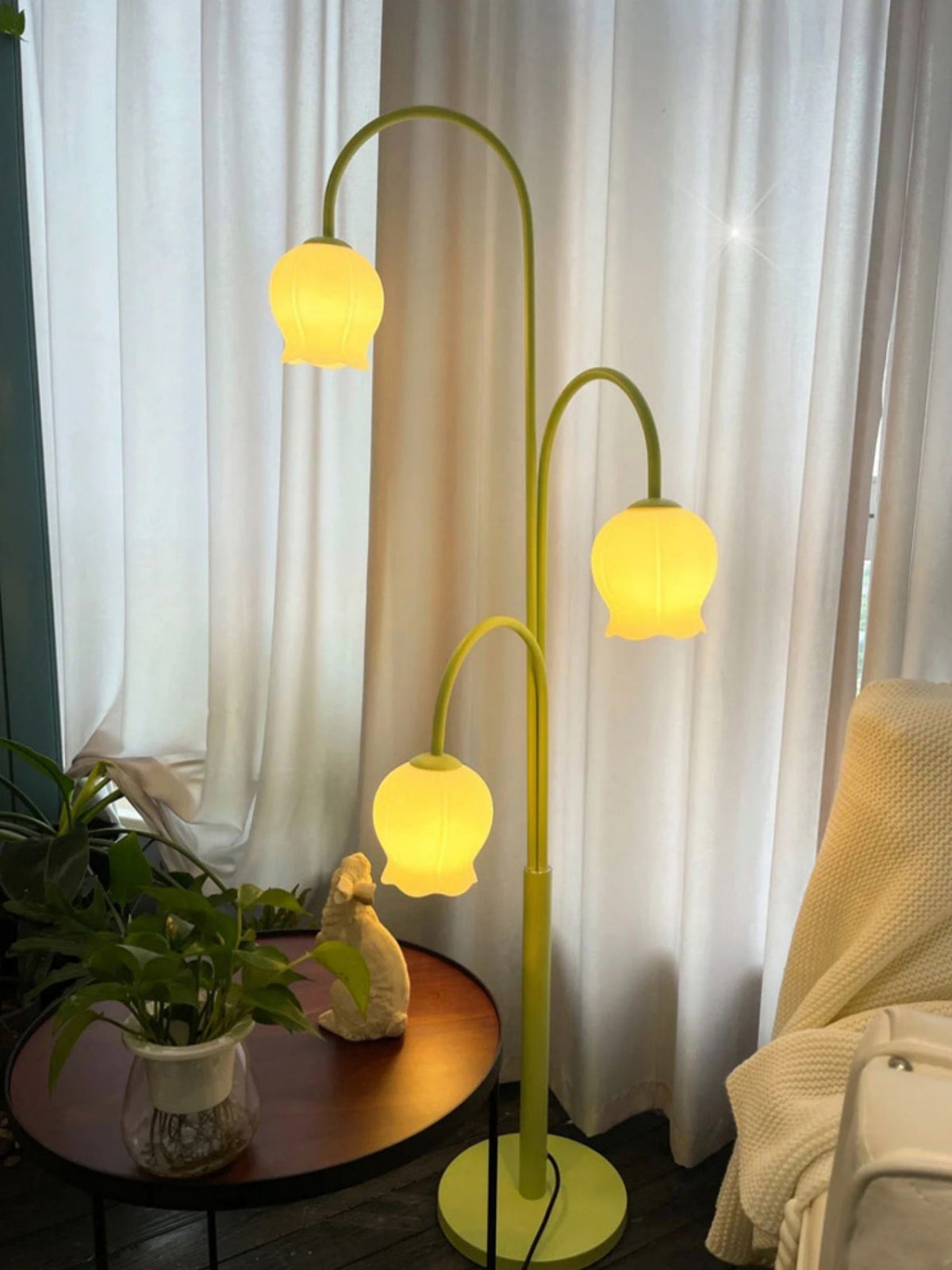 Lilic orkidé-golvlampa