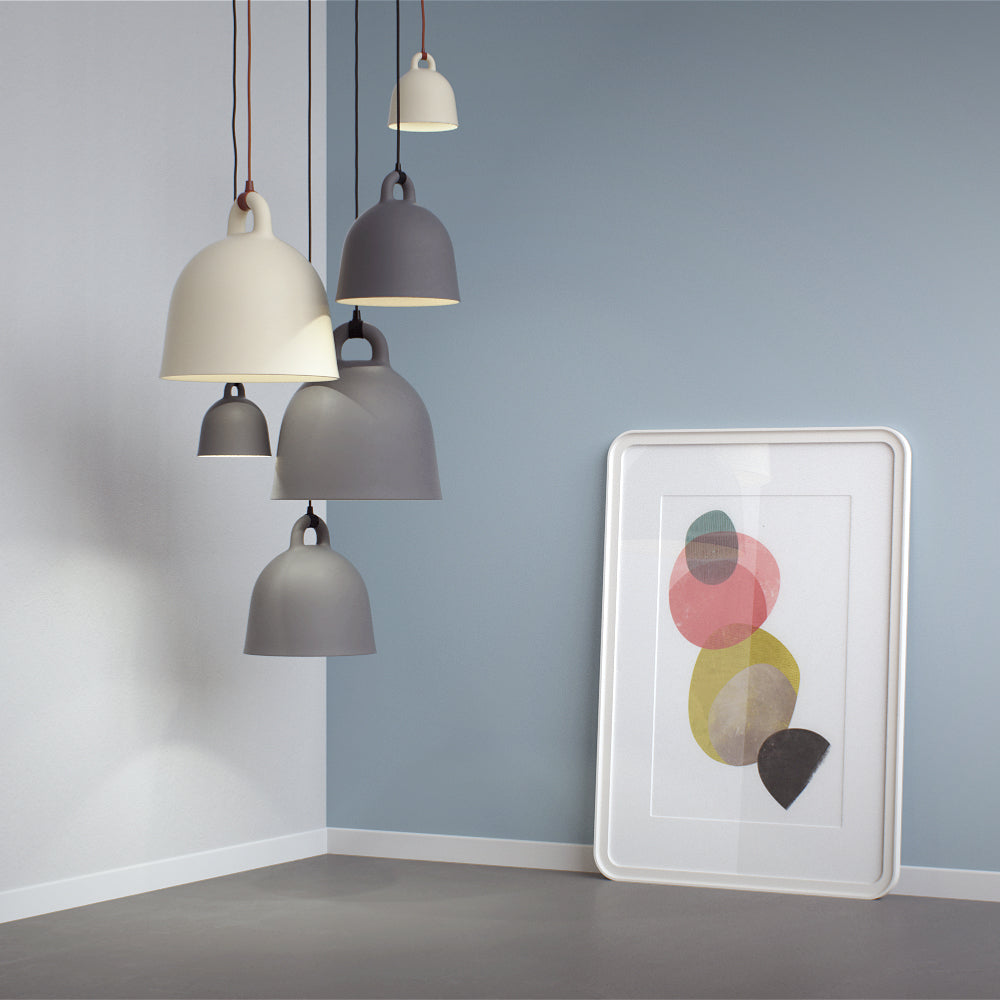 Astria-hartsiriippuvalaisin minimalistiseen tyyliin