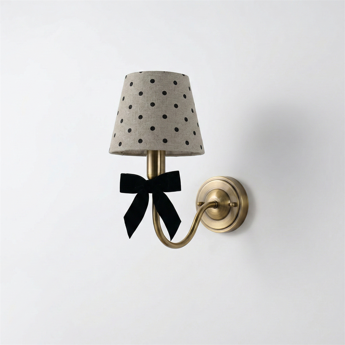 Noraaria Dot-vägglampa