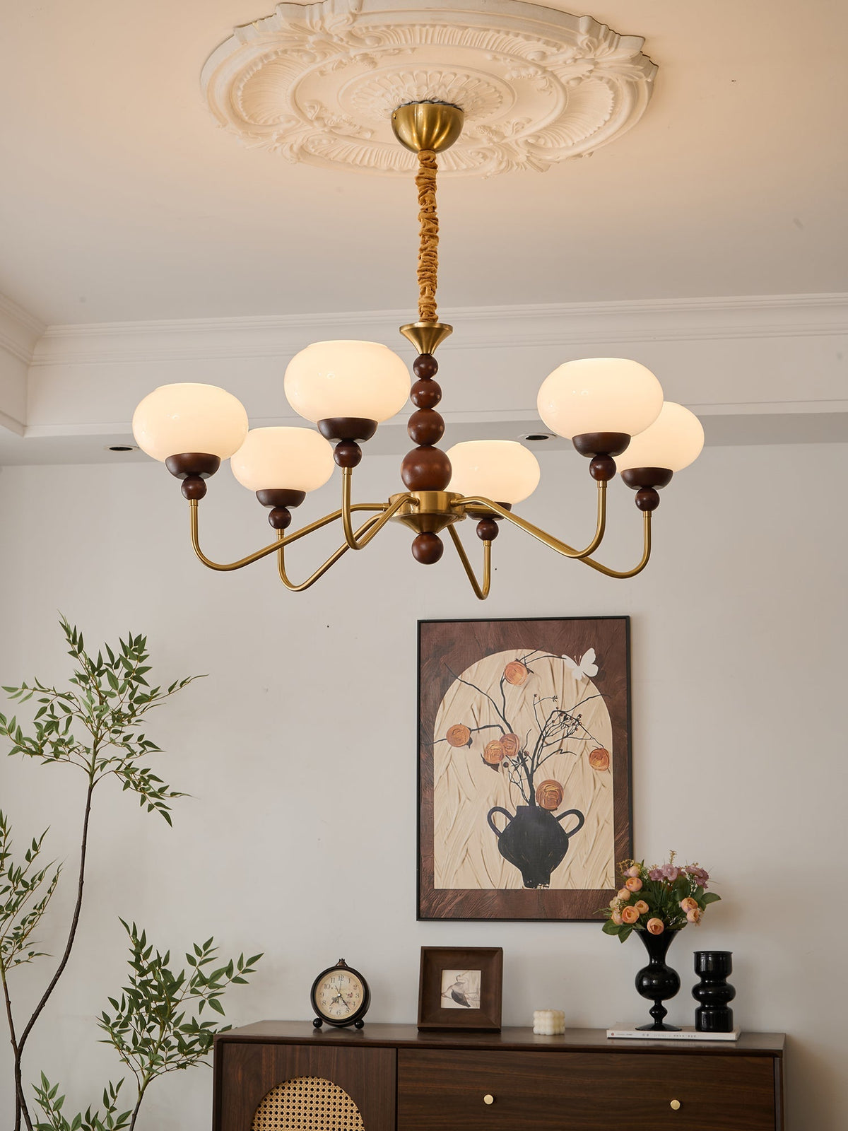 Sylaian moderne lysekrone i glas, træ og messing med 6 lamper