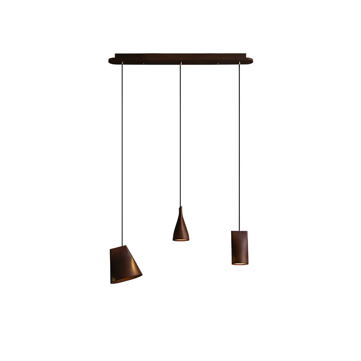 Lustre suspenso assimétrico em madeira Ivarara