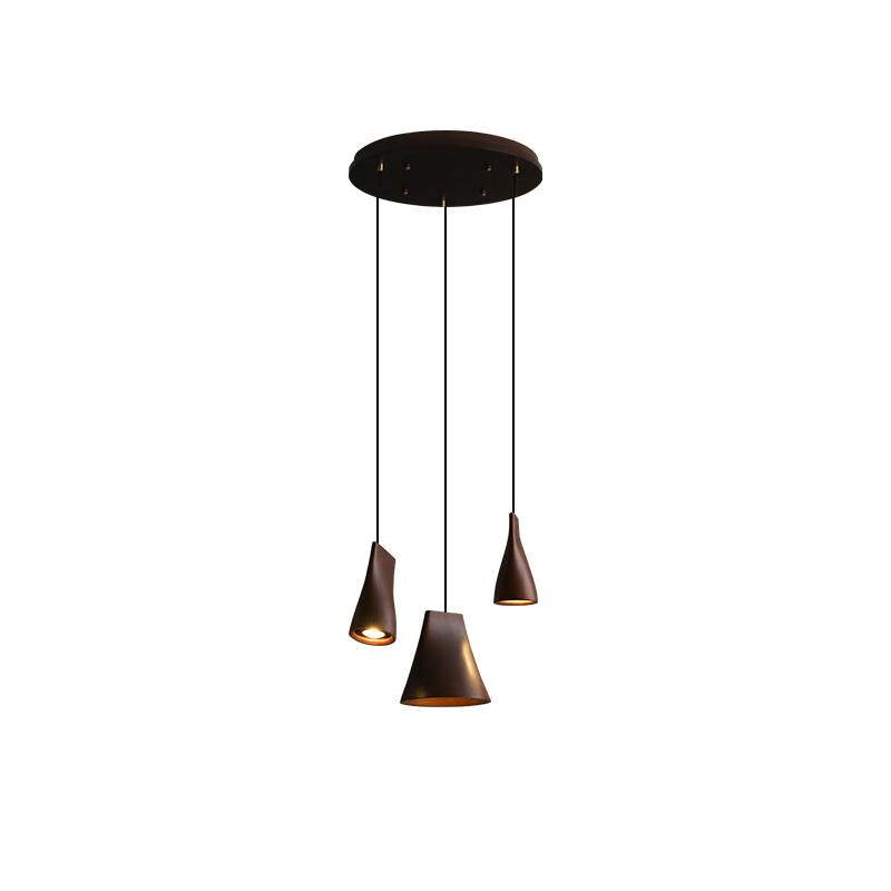 Lustre suspenso assimétrico em madeira Ivarara