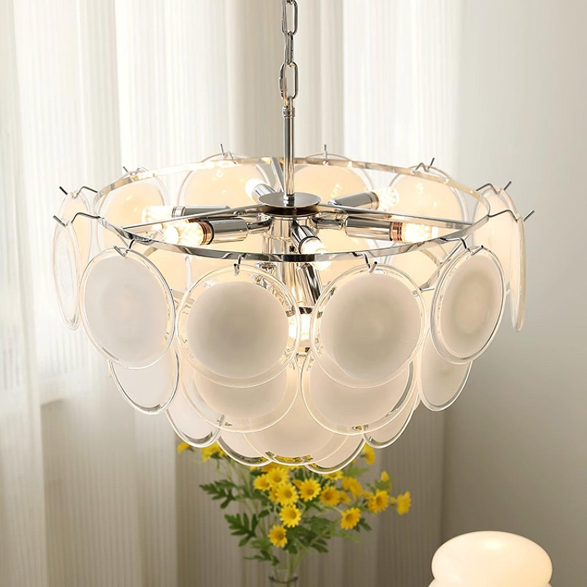 Lumirae lysekrone, kaskade af matterede glasskiver