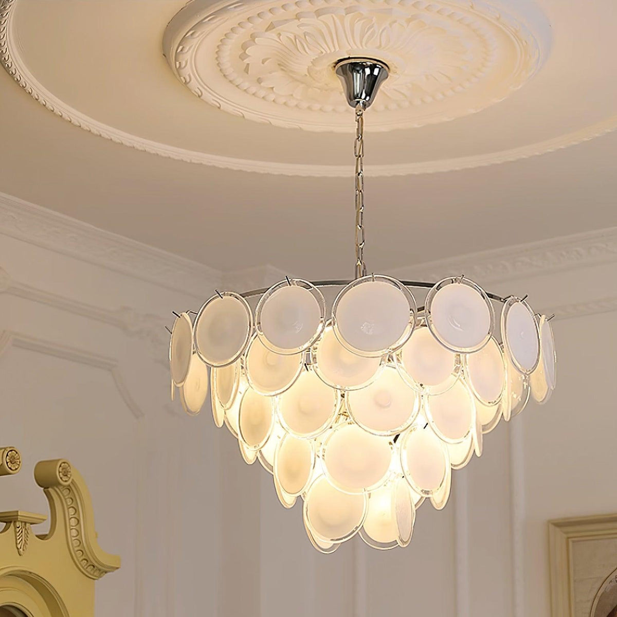 Lumirae lysekrone, kaskade af matterede glasskiver