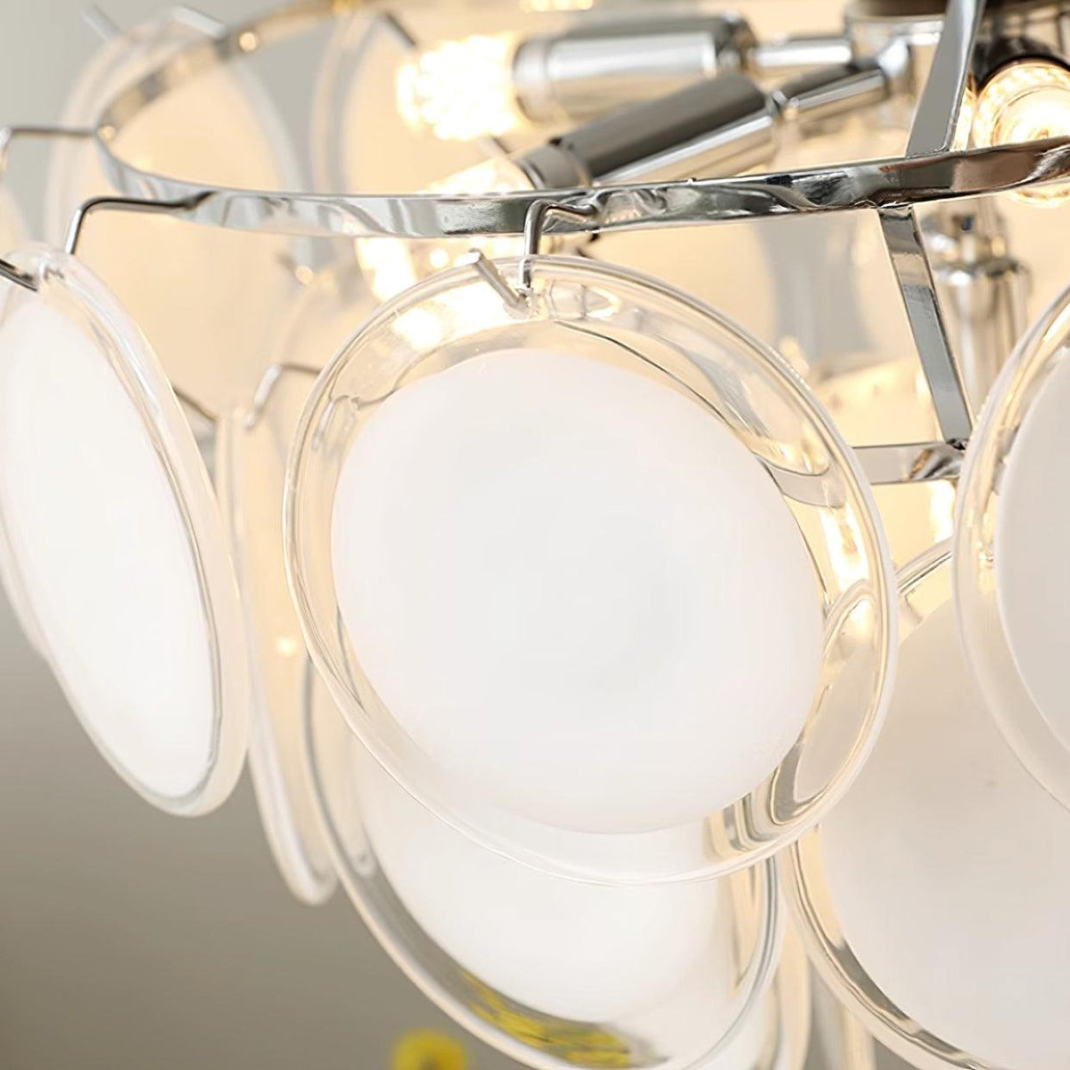 Lumirae lysekrone, kaskade af matterede glasskiver
