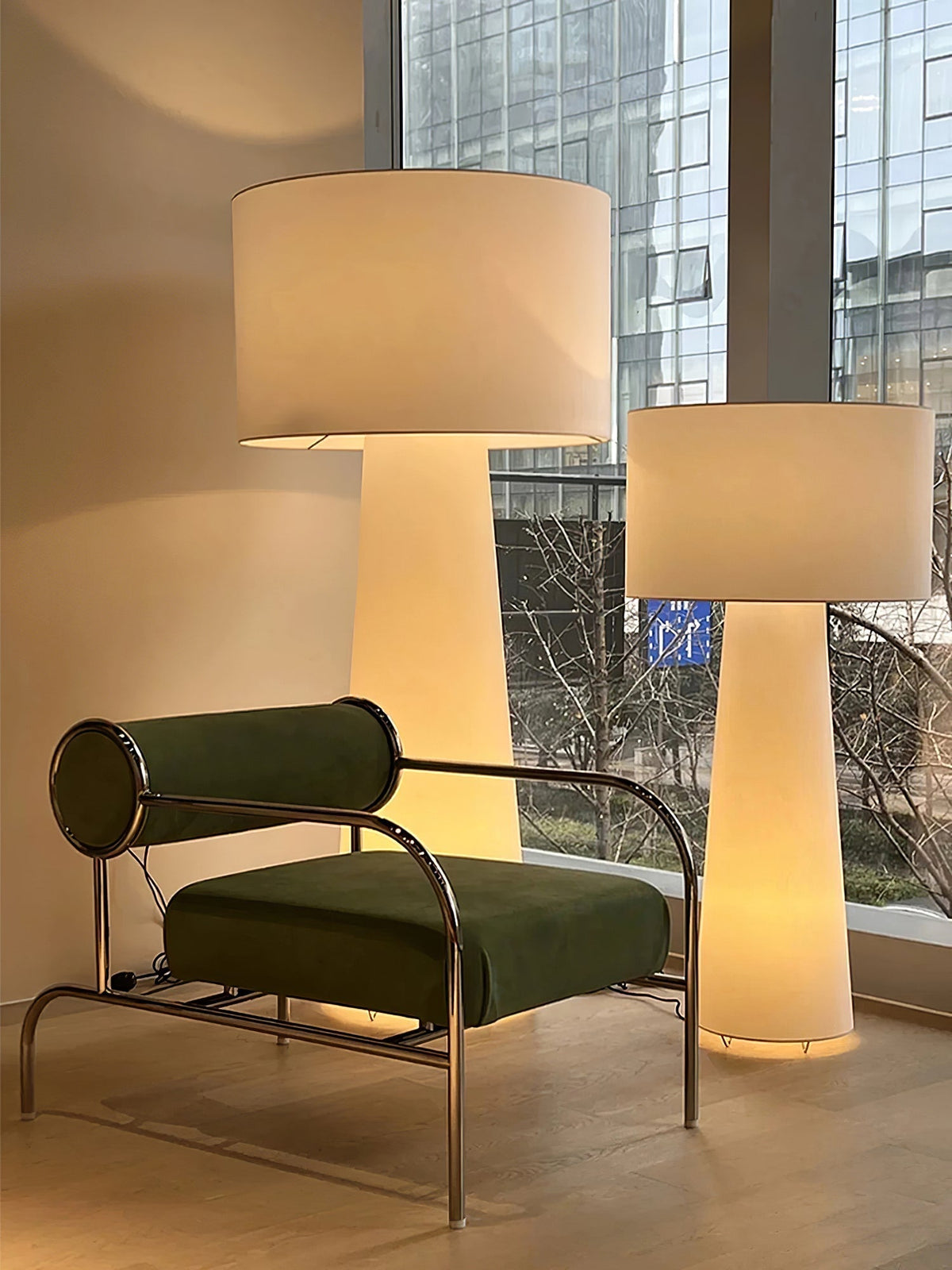 Viraalella golvlampa