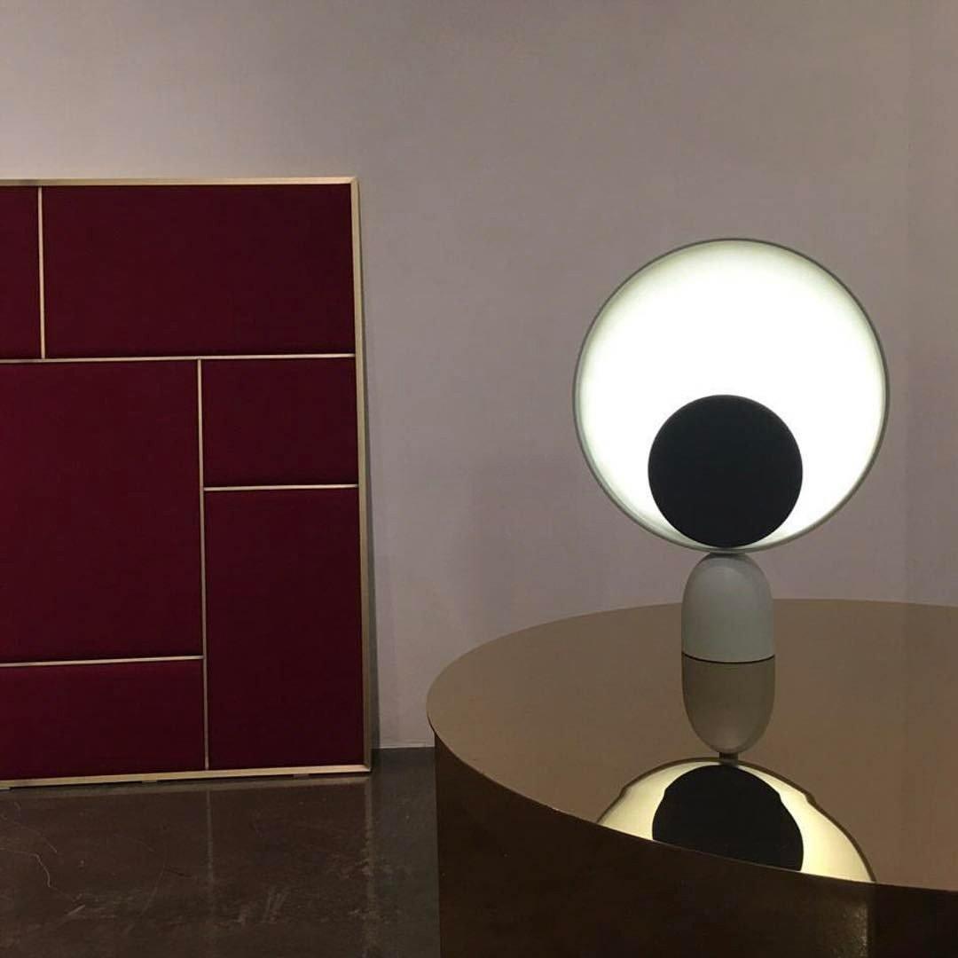 Prynd moderne bordlampe