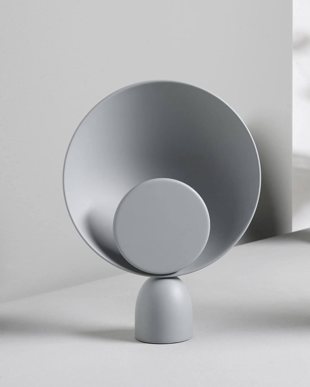 Prynd moderne bordlampe