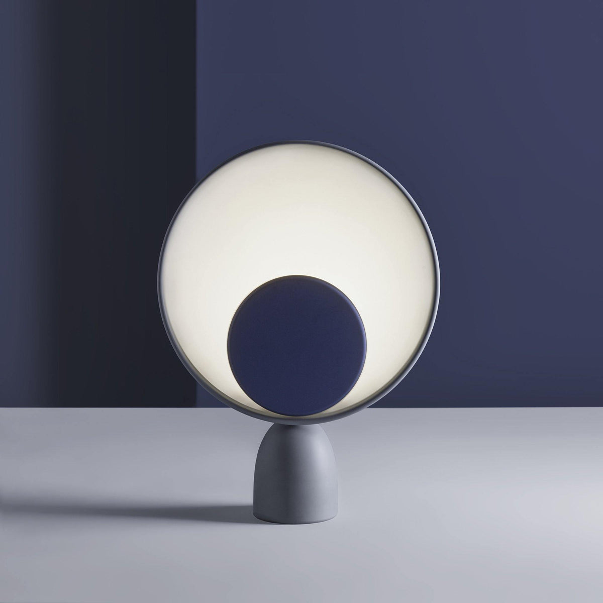 Prynd moderne bordlampe