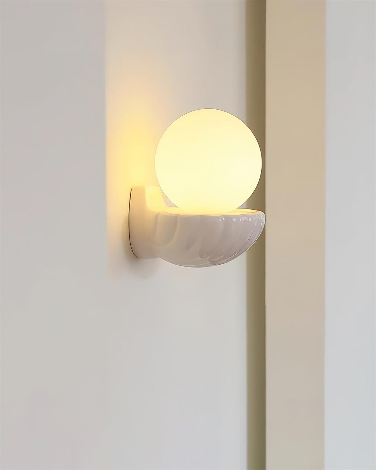 Viraerella Wall Lamp