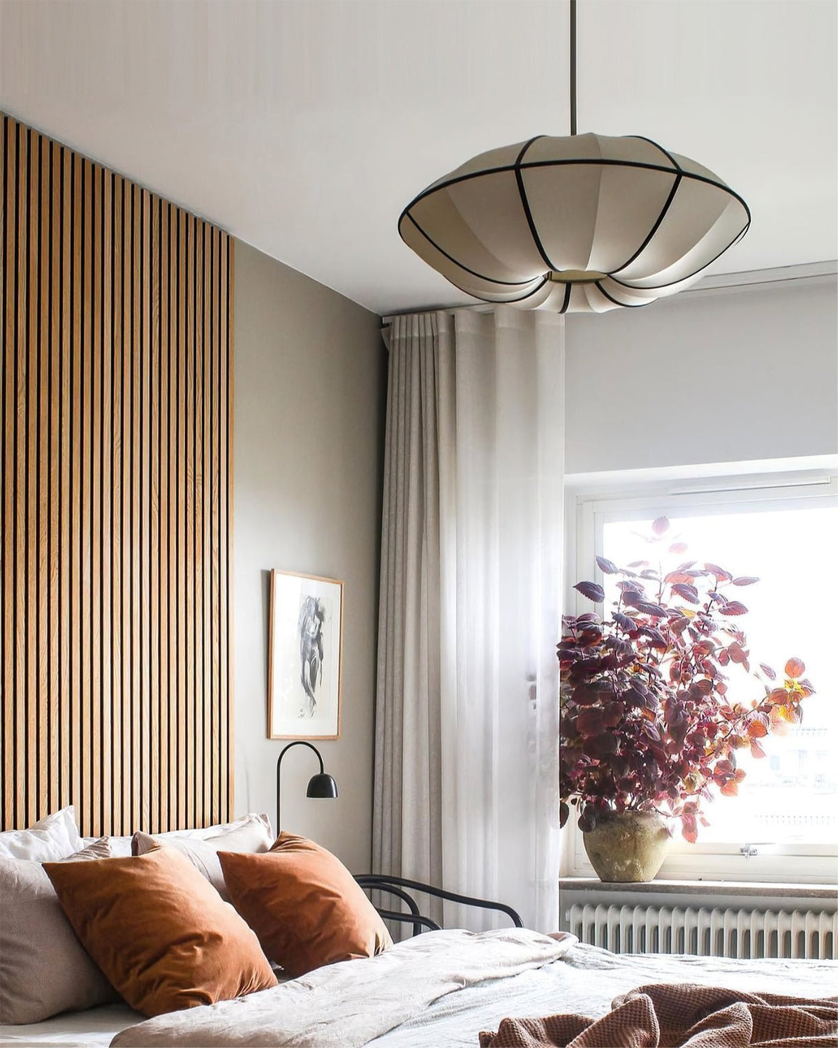 Inez futuristisk pendellampe i stof