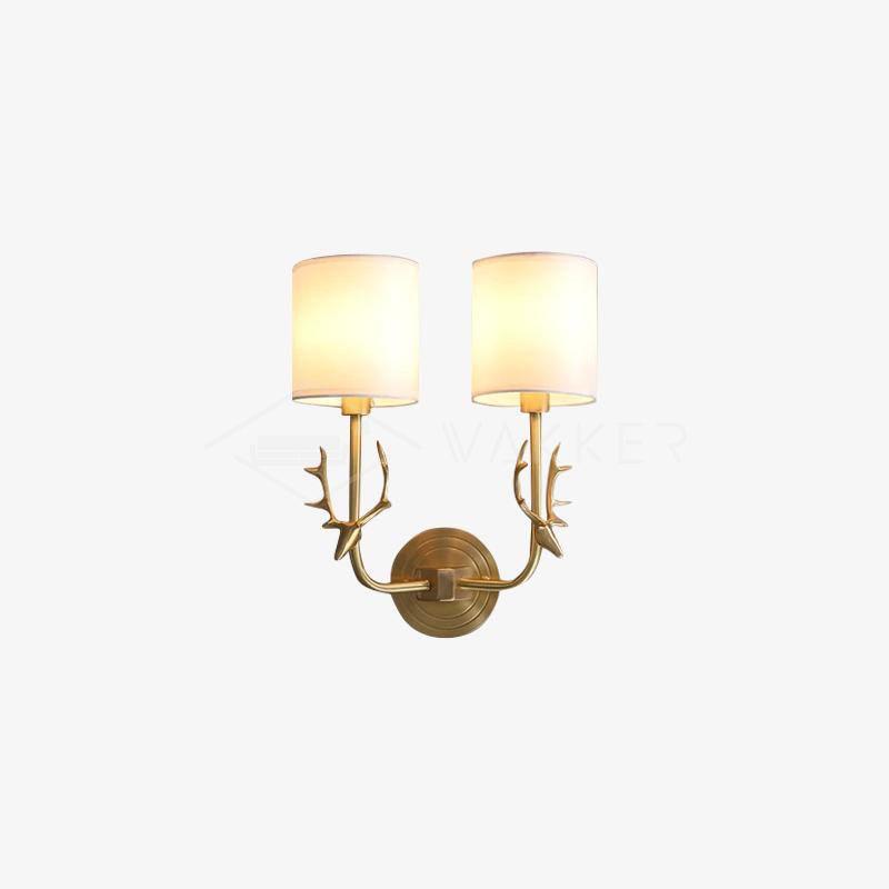Auriviella elegant vägglampa i mässing med hjorthuvud