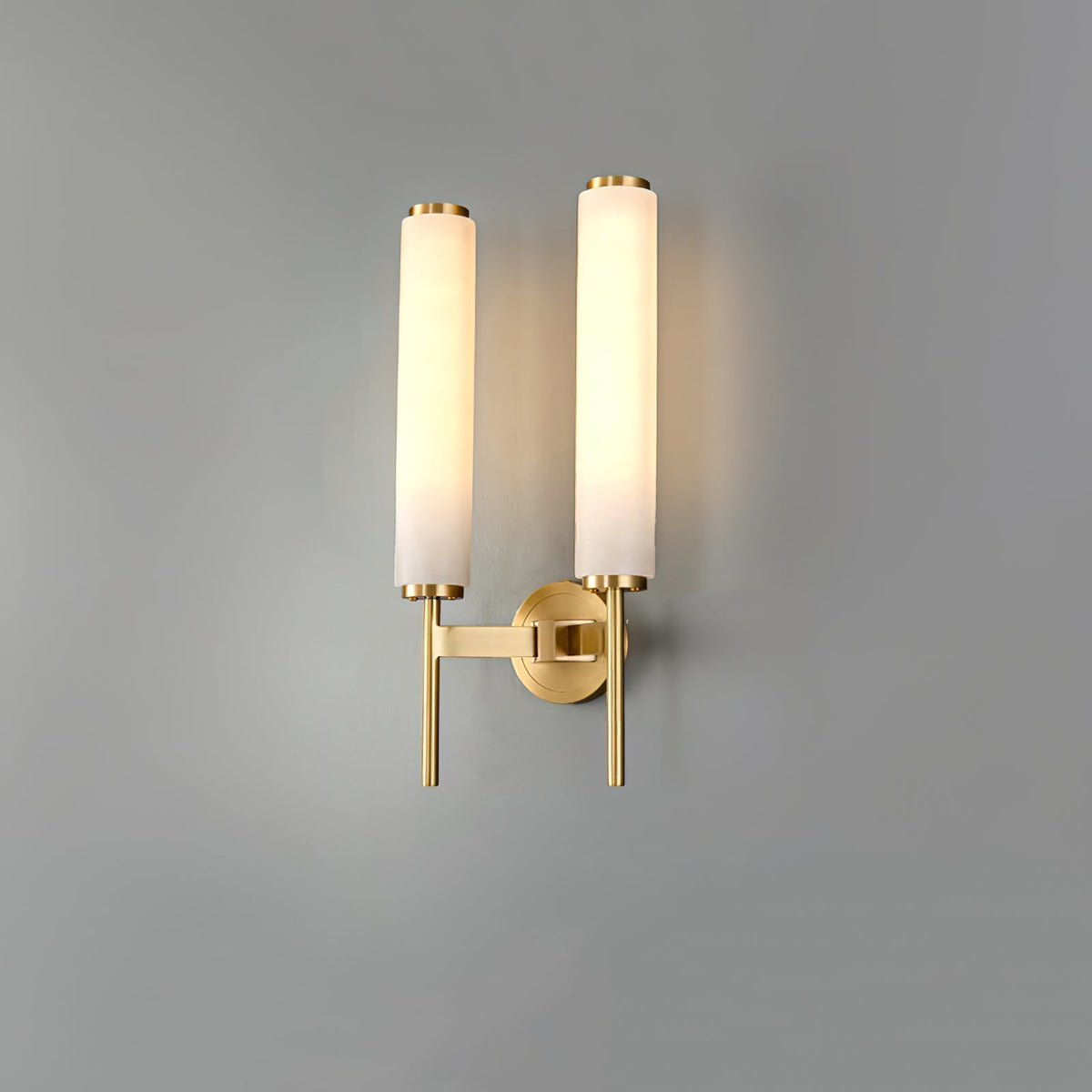 Jern art deco-vegglampi úr albasturi