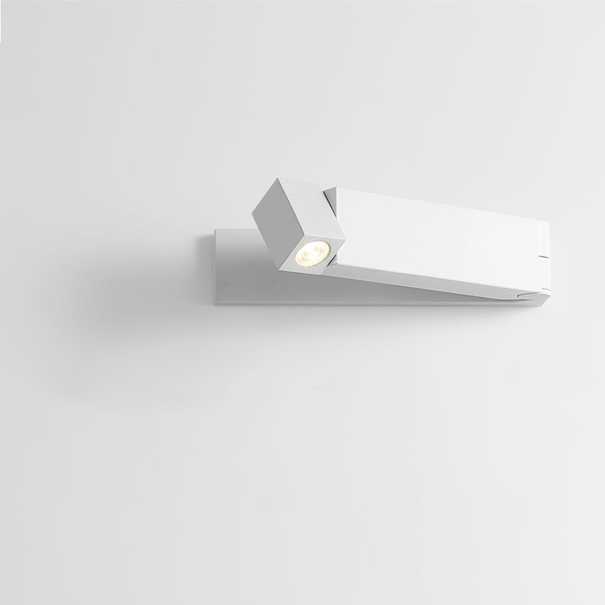 LED-seinävalaisin, alumiiniseosrunko, mattamusta nikkeli, minimalistinen