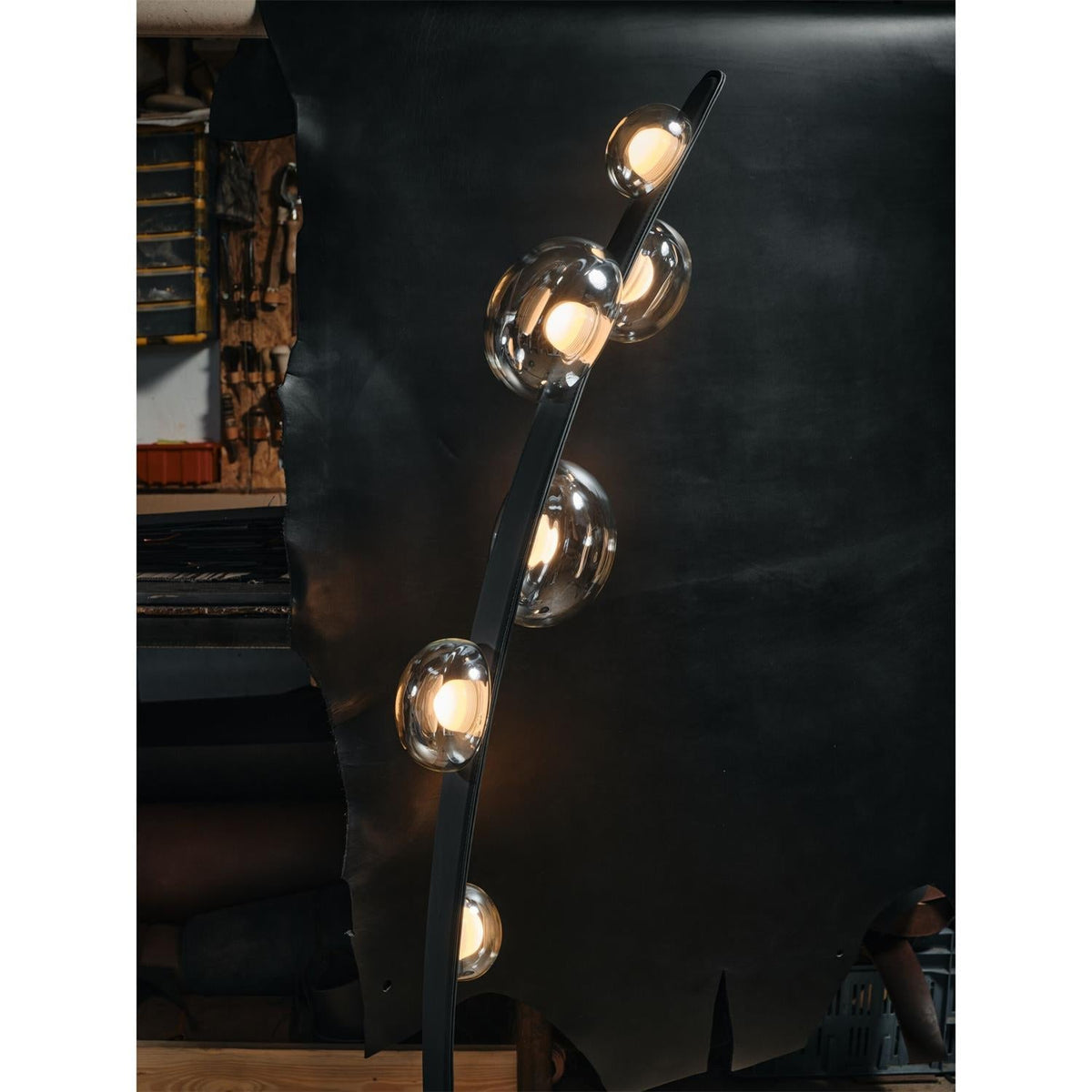 Nicole modern golvlampa