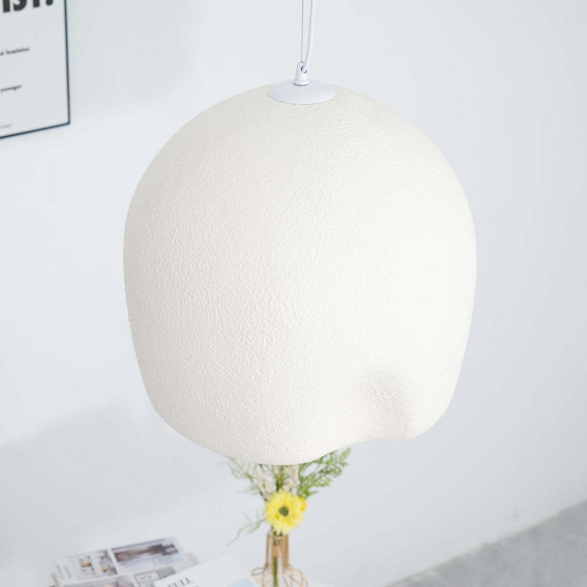 Candeeiro suspenso Nuo de gesso com cúpula arredondada, Wabi Sabi