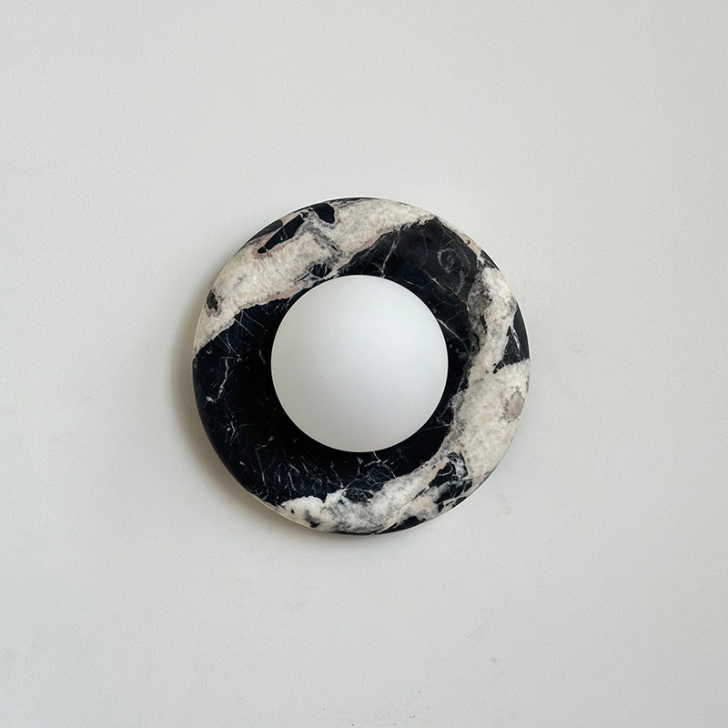 Hako-vegglampi úr marmara