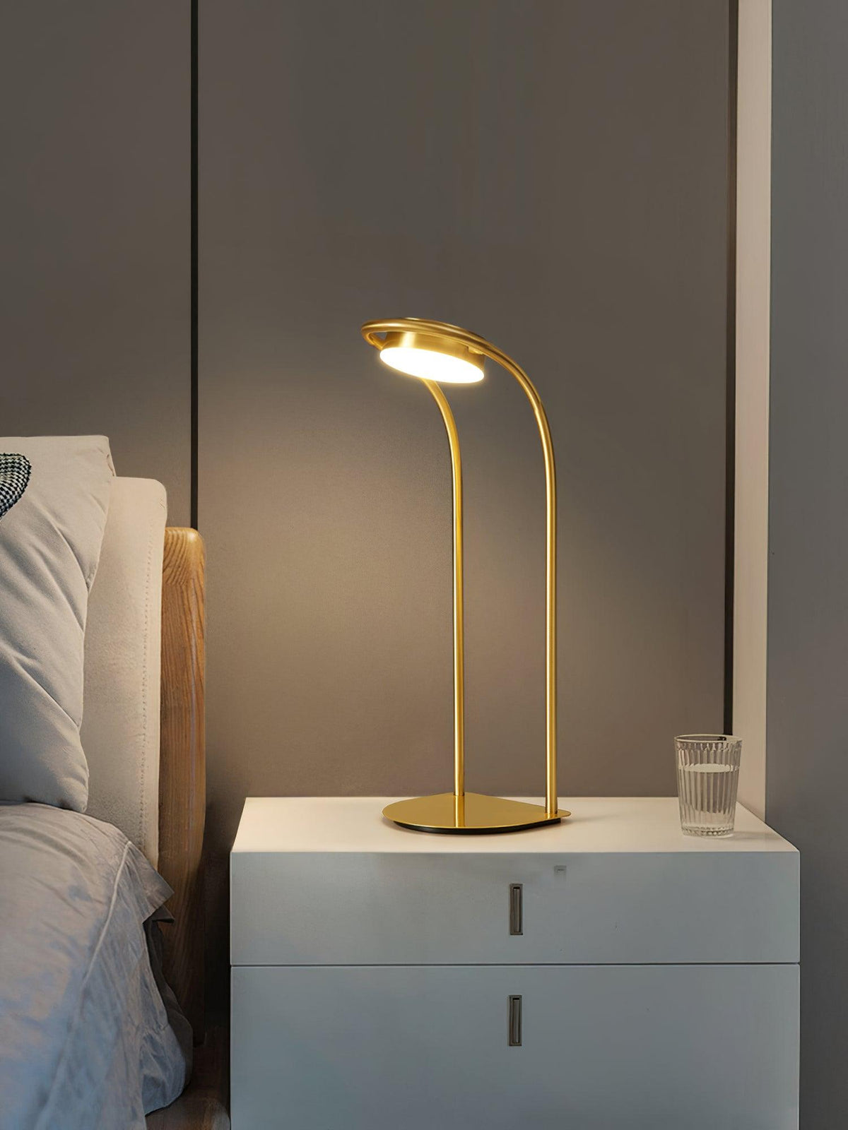 Rivarette minimalistisk bordlampe
