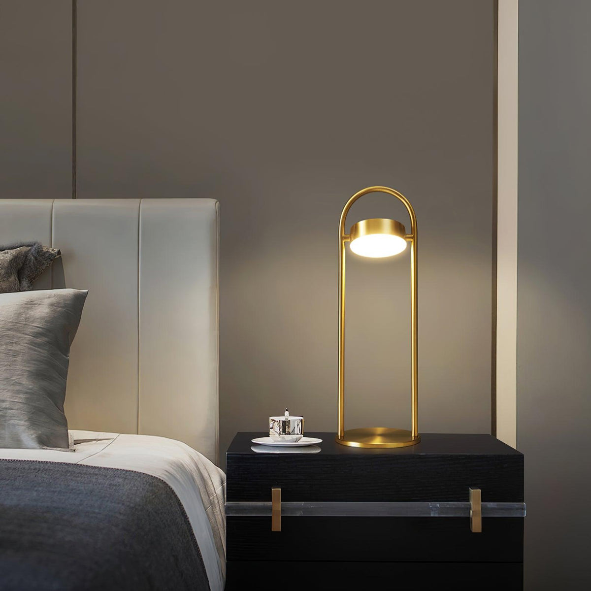 Rivarette minimalistisk bordlampe