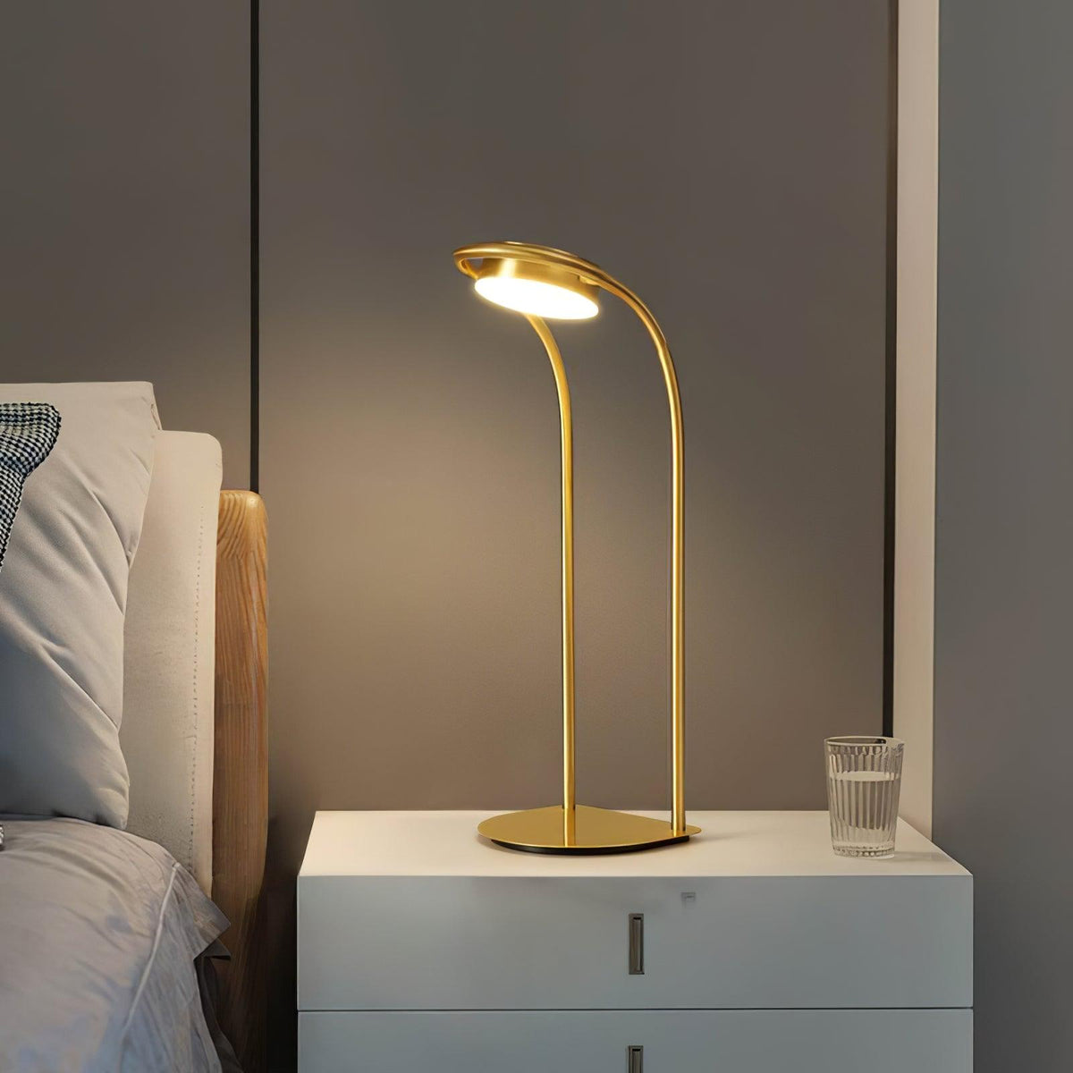 Rivarette minimalistisk bordlampe
