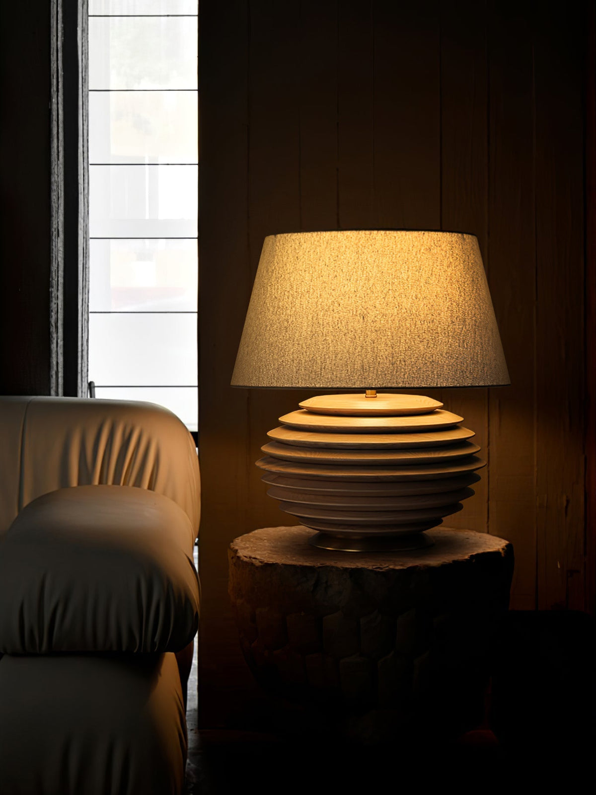 Abby moderne bordlampe