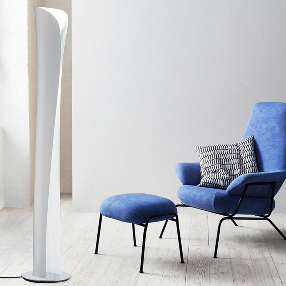 Cirvel futuristinen alumiinilattiavalaisin