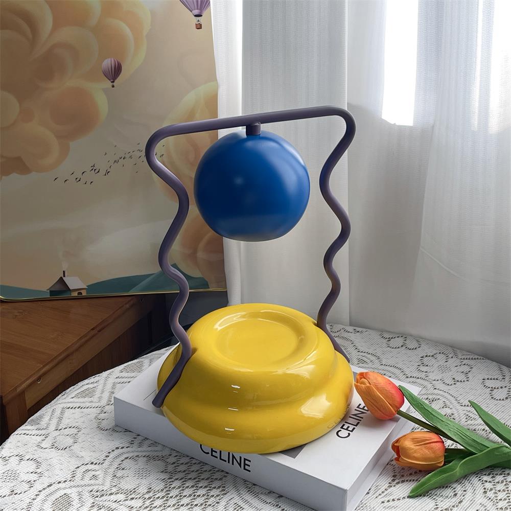 Candeeiro de mesa Caldia