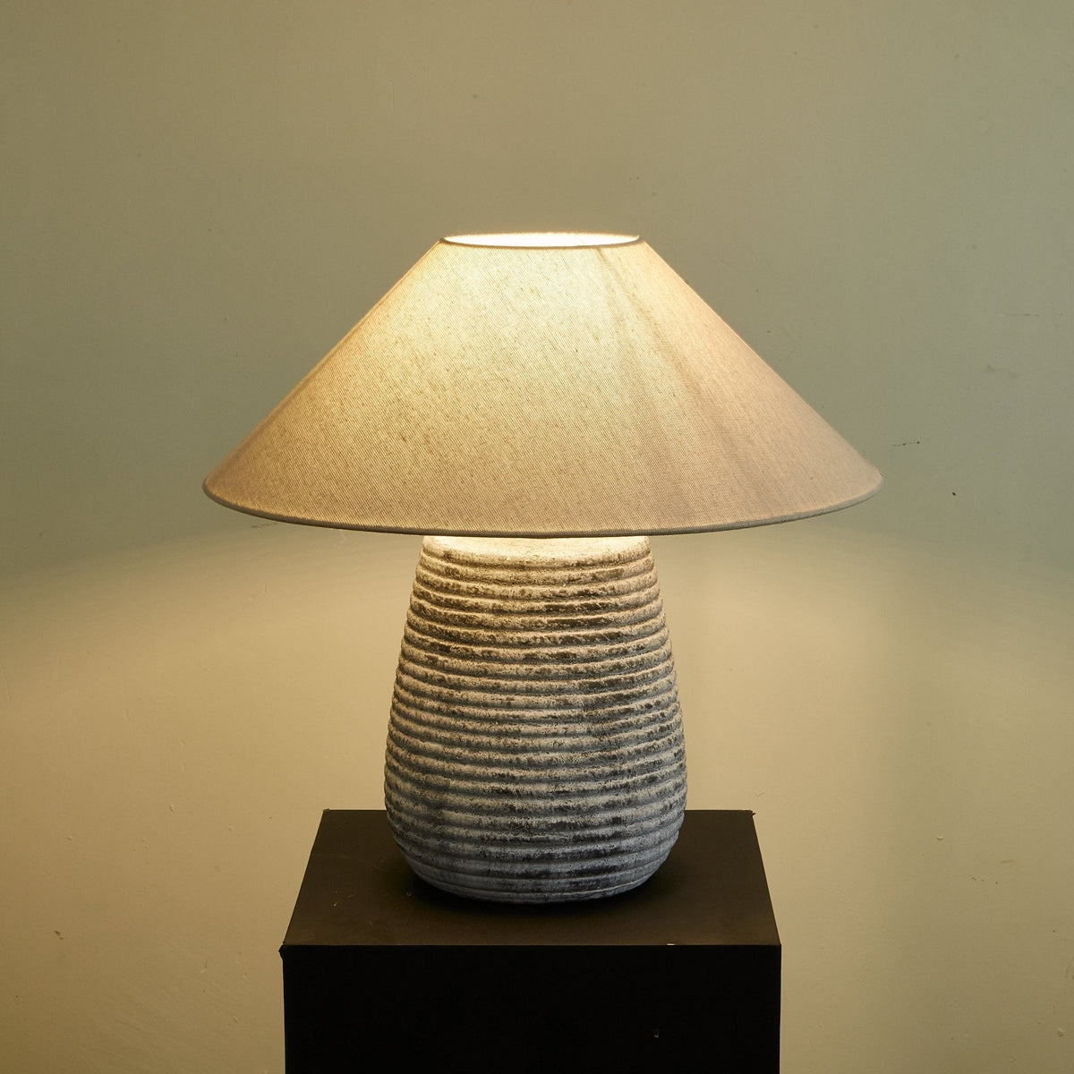 Clarissa klar stofbordlampe