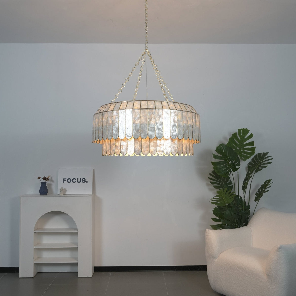 Holz Gold Shell -metallinen Aurelia-kattokruunu