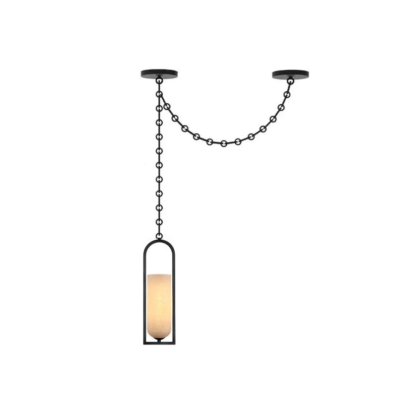 Candelabro lanterna Theron com corrente em cascata