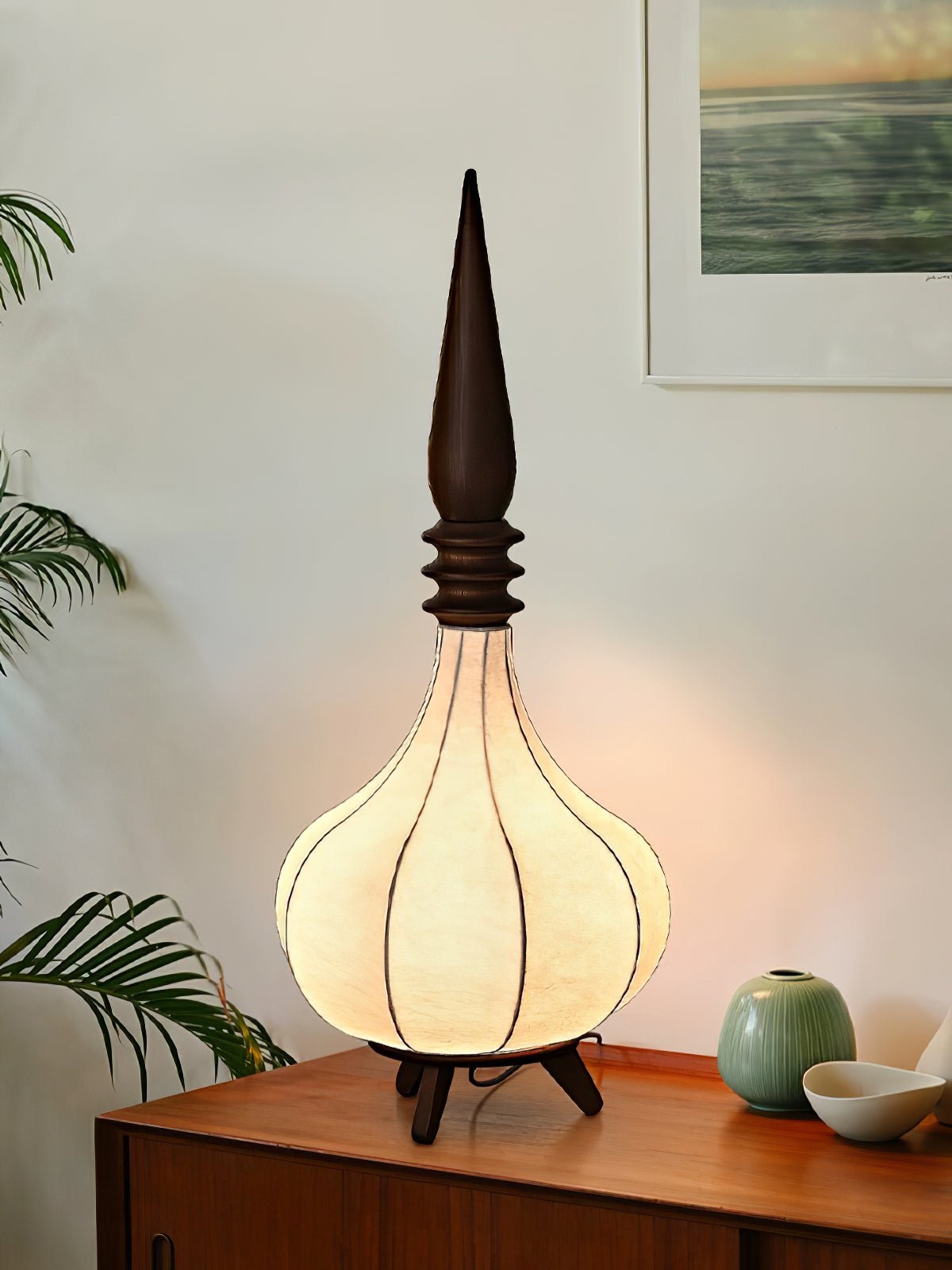 Trappad golvlampa i kalebassform Cetalyra