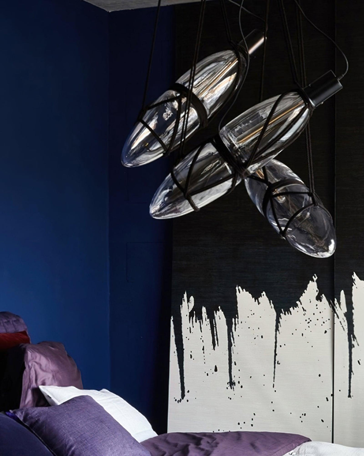 Sior kreativ flaskeformet pendellampe i glas