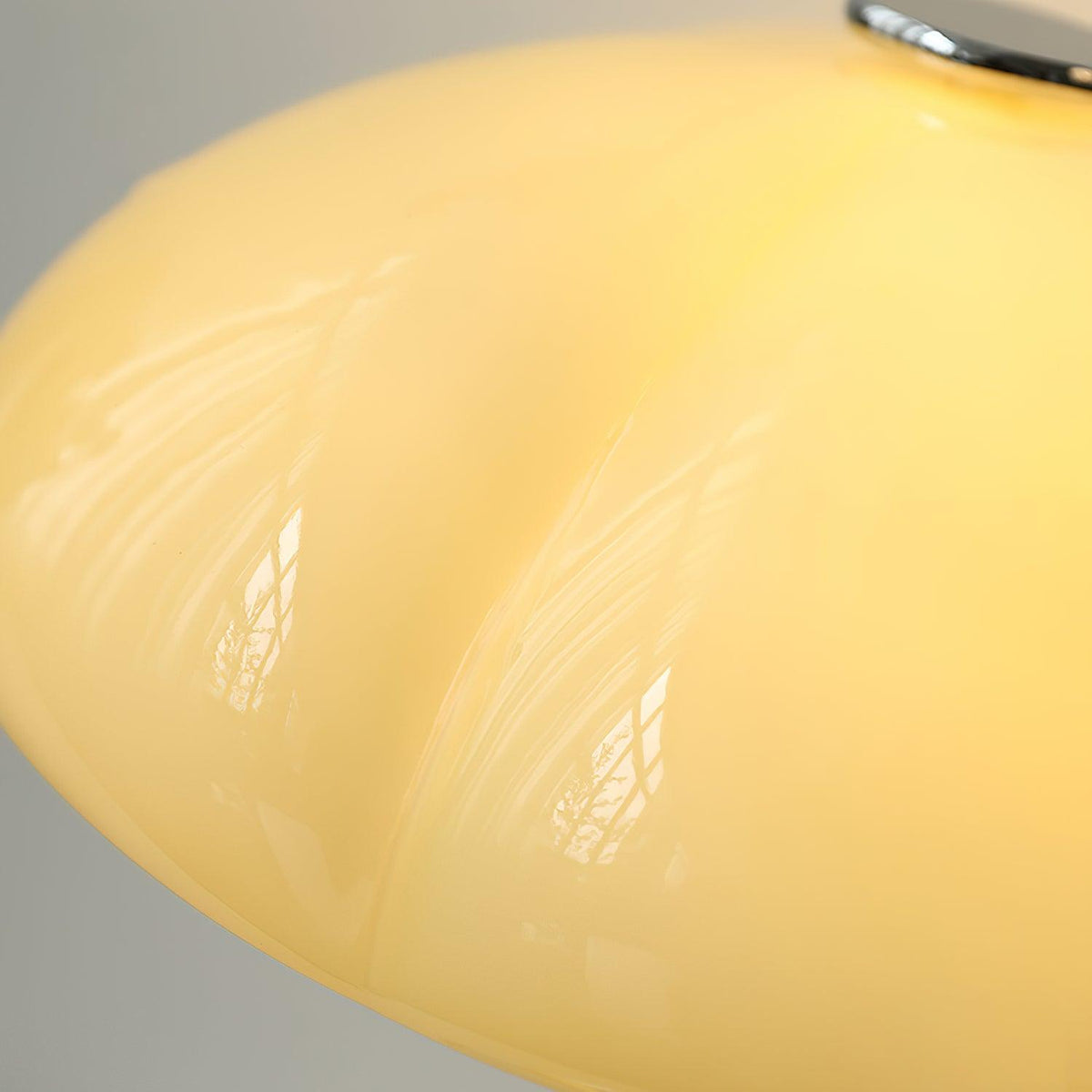 Rivenella-bordlampe