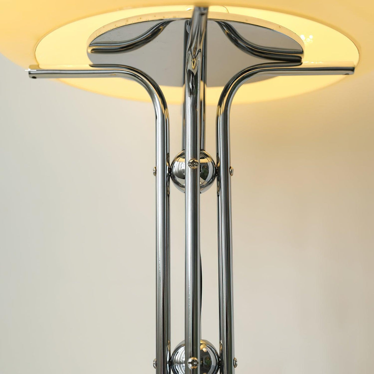 Rivenella-bordlampe
