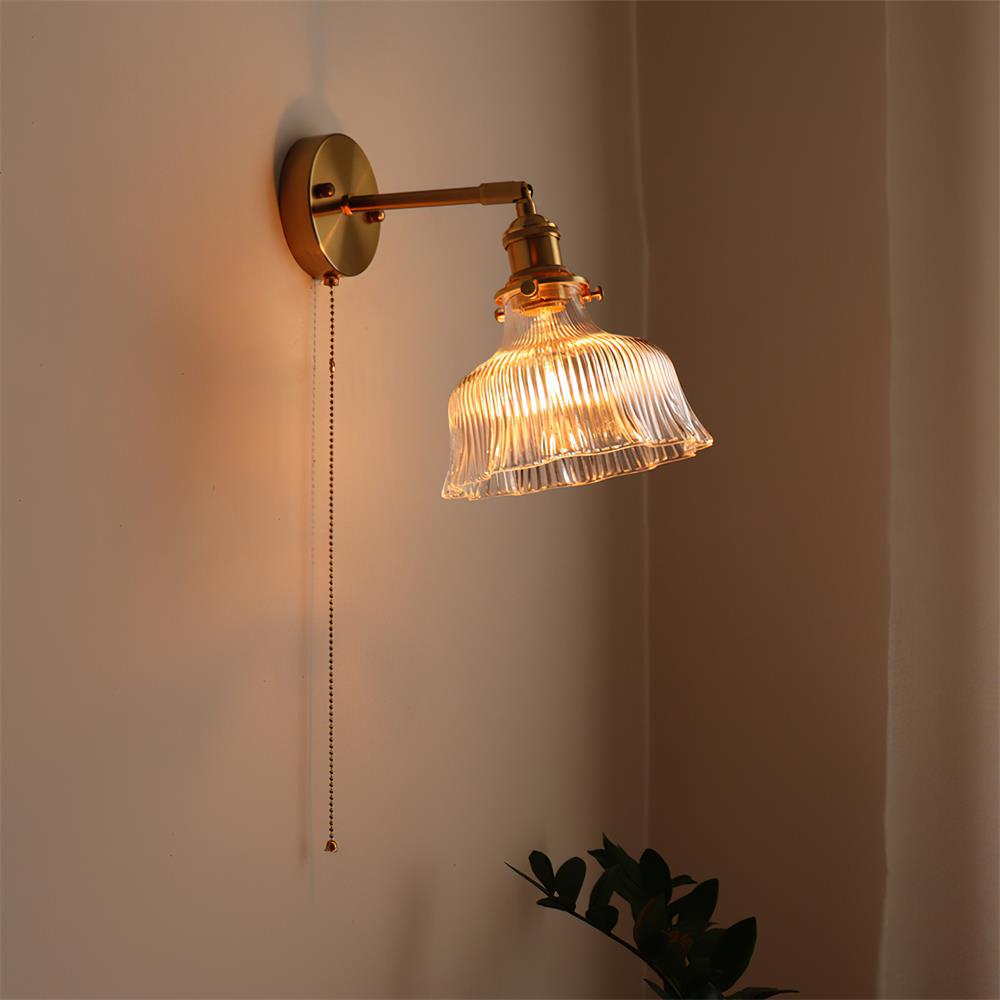 Rilo Wall Lamp Brass with Green/Clear Glass Shade and Pull Chain