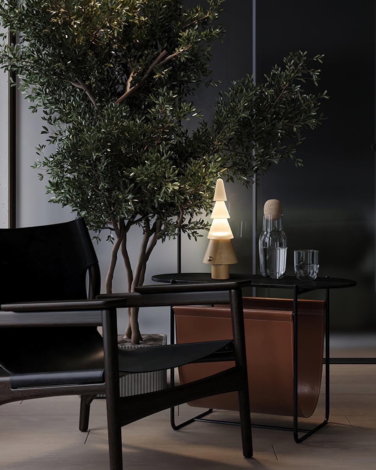 Elveette moderne bordlampe i træ