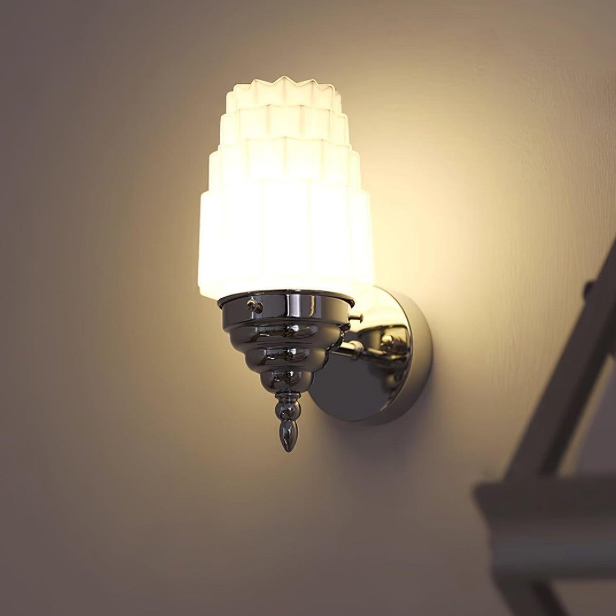 Renaline vägglampa