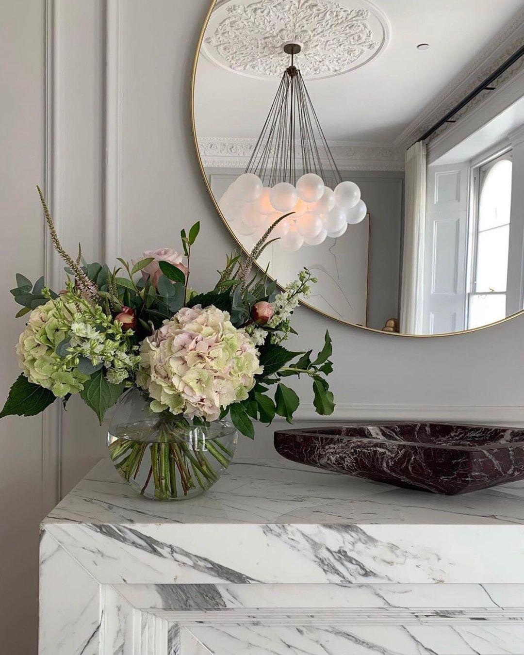 Eiririra lysekrone i bobleformet matteret glas