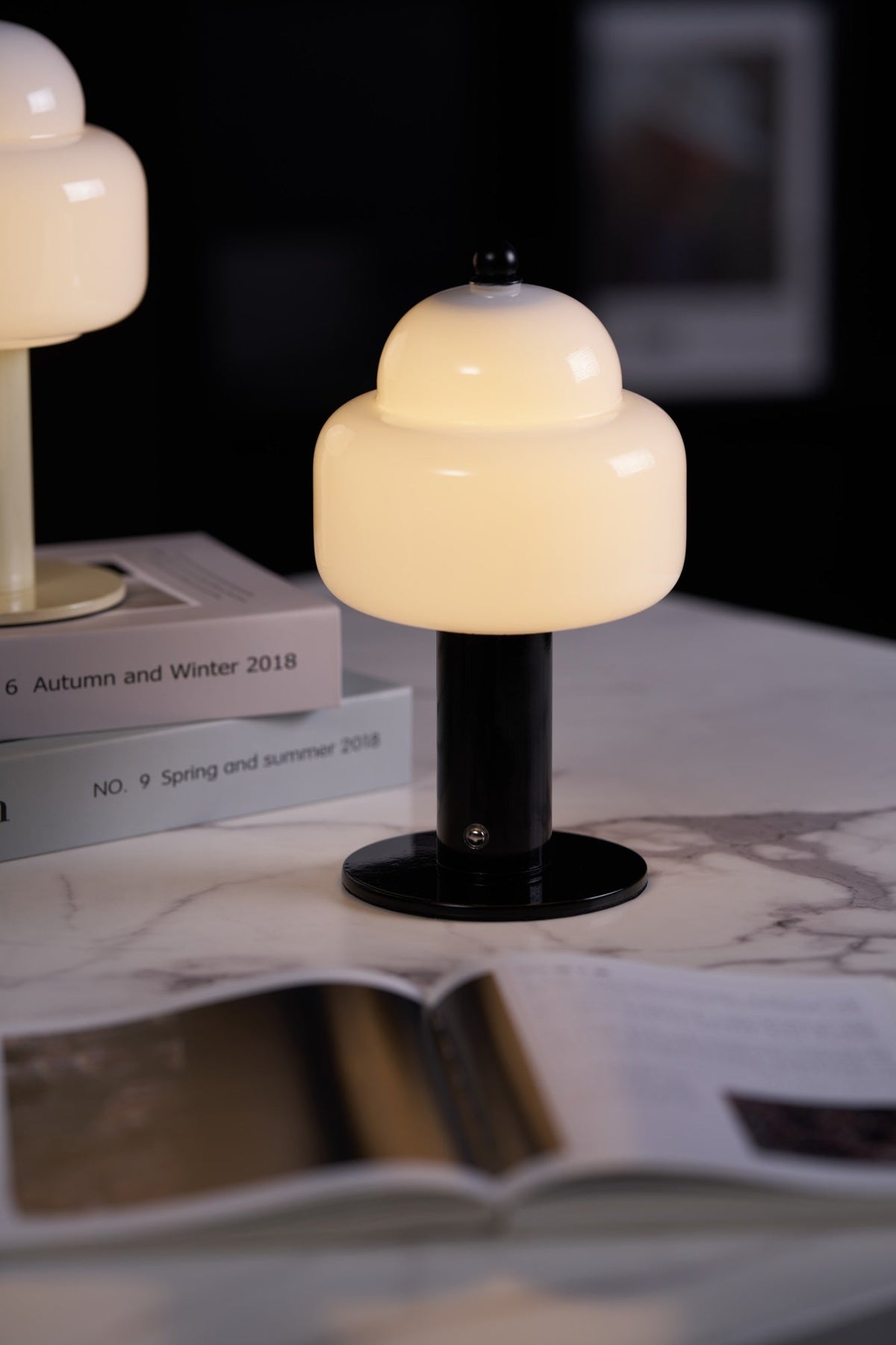 Avenaella moderne bordlampe