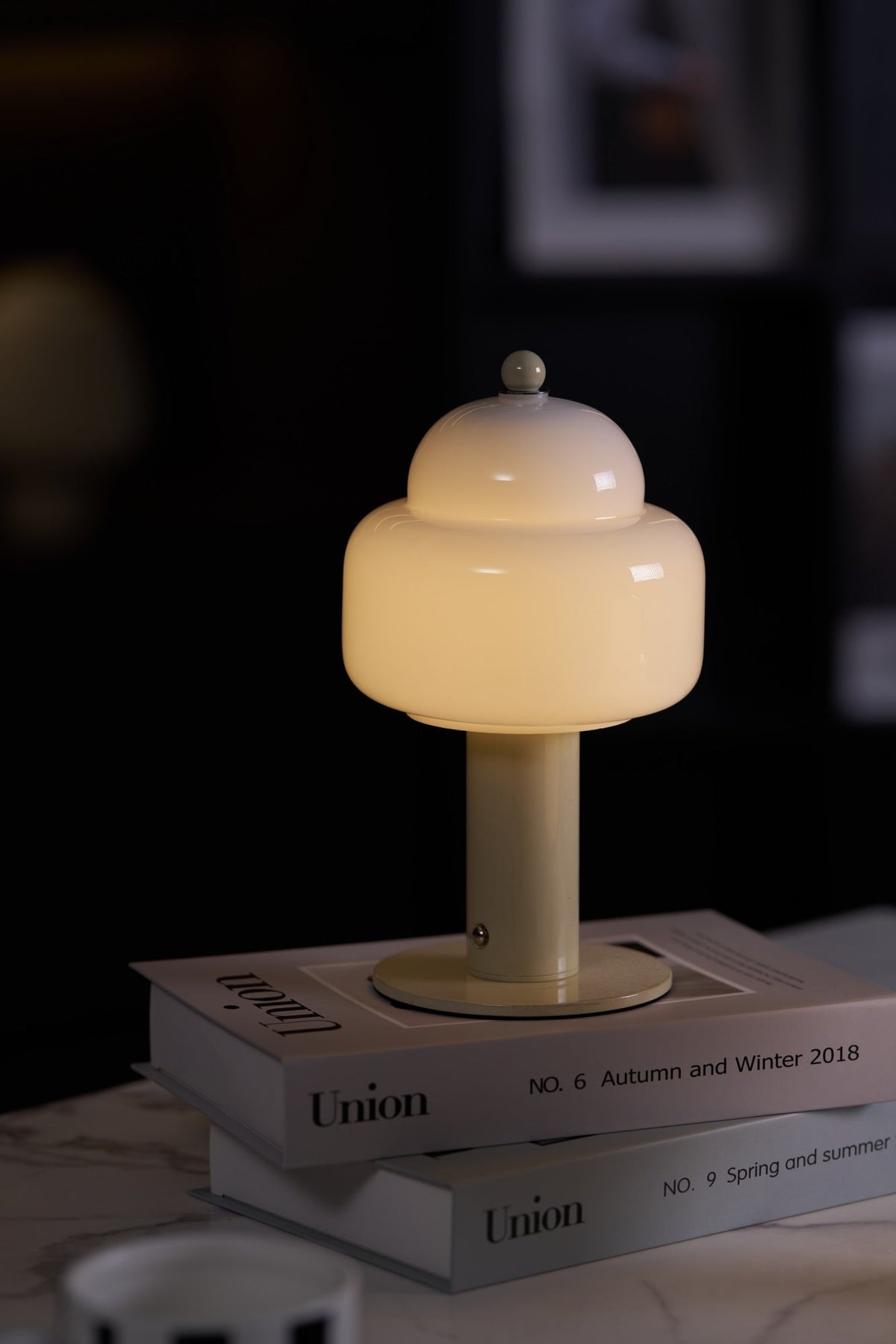 Avenaella moderne bordlampe