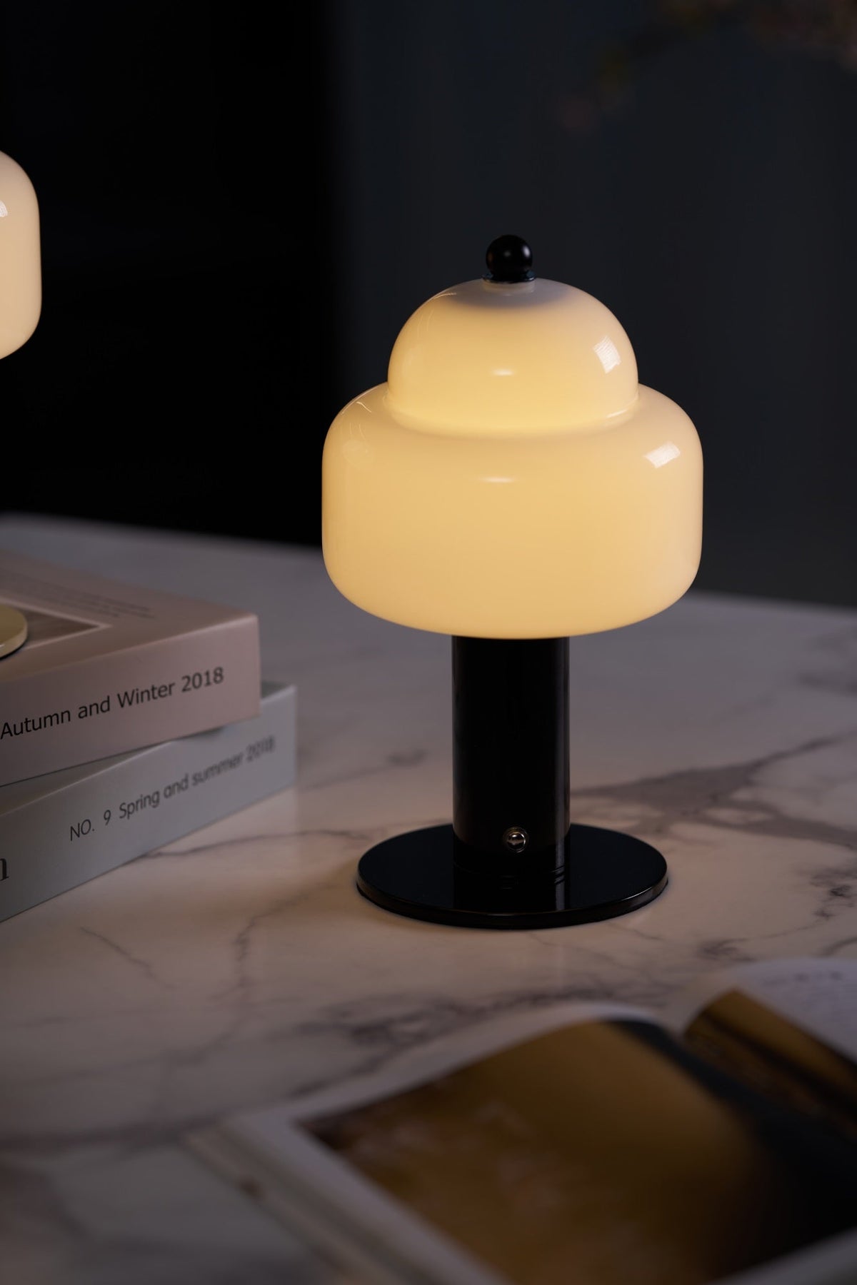 Avenaella moderne bordlampe