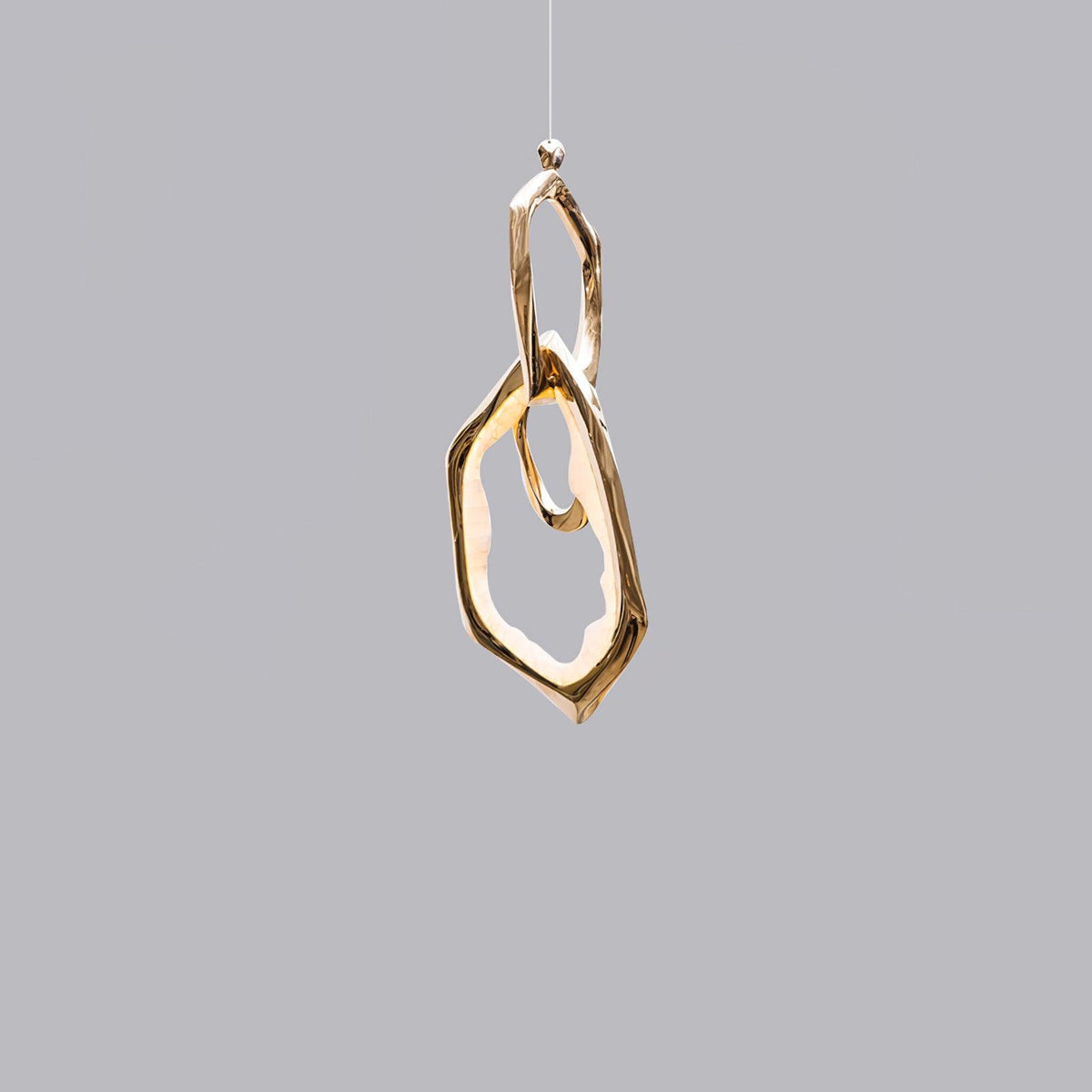 Aballs Cloud Rings-serie lysekrone i messing