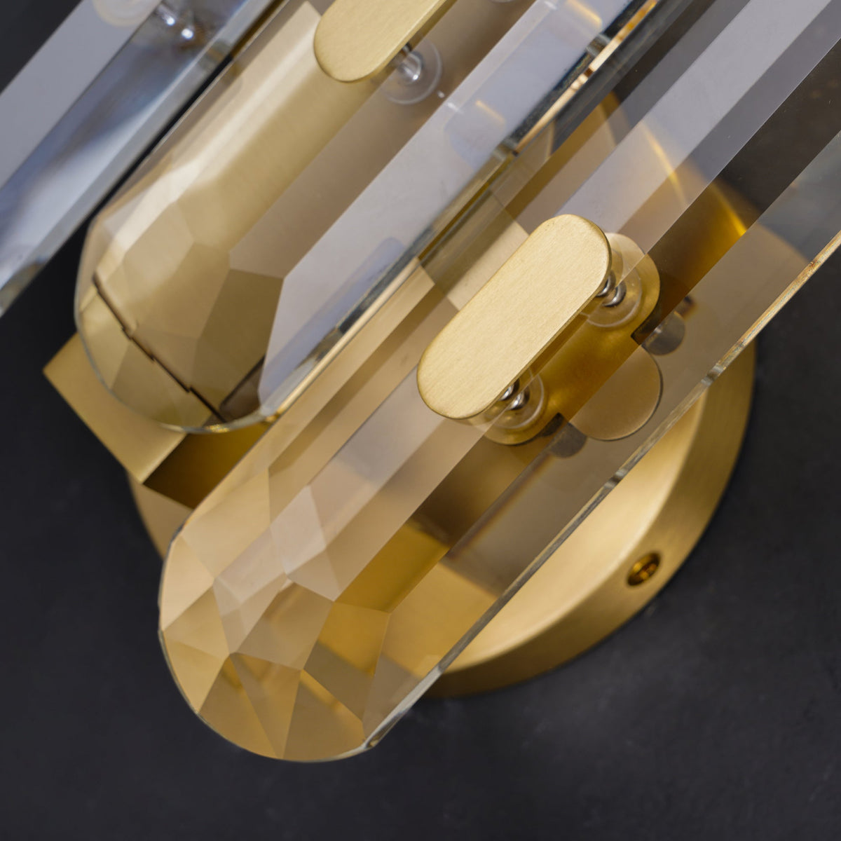 Candeeiro de parede de cristal de luxo pós-moderno Gevon